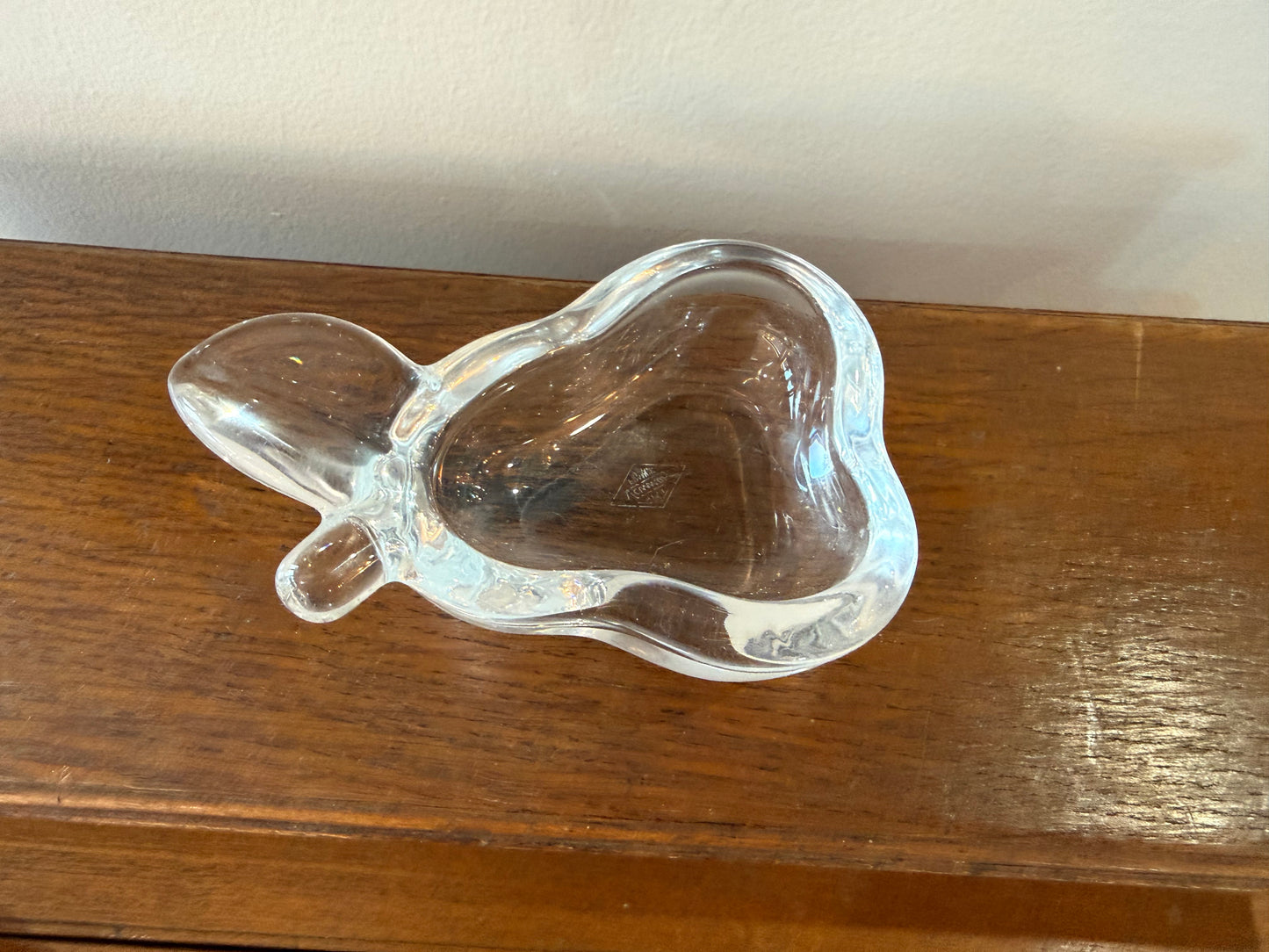 Cendrier en forme de poire – Art Vannes France – Verre moulé (14 cm)
