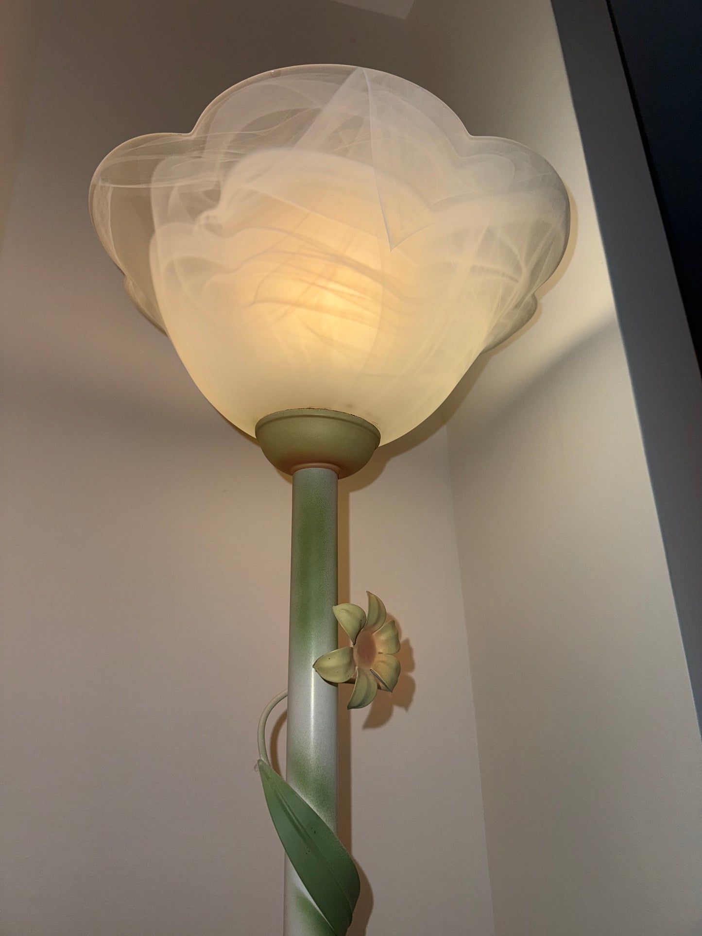 Lampadaire décoratif floral en verre marbré – Style Art Nouveau – Années 1980/1990
