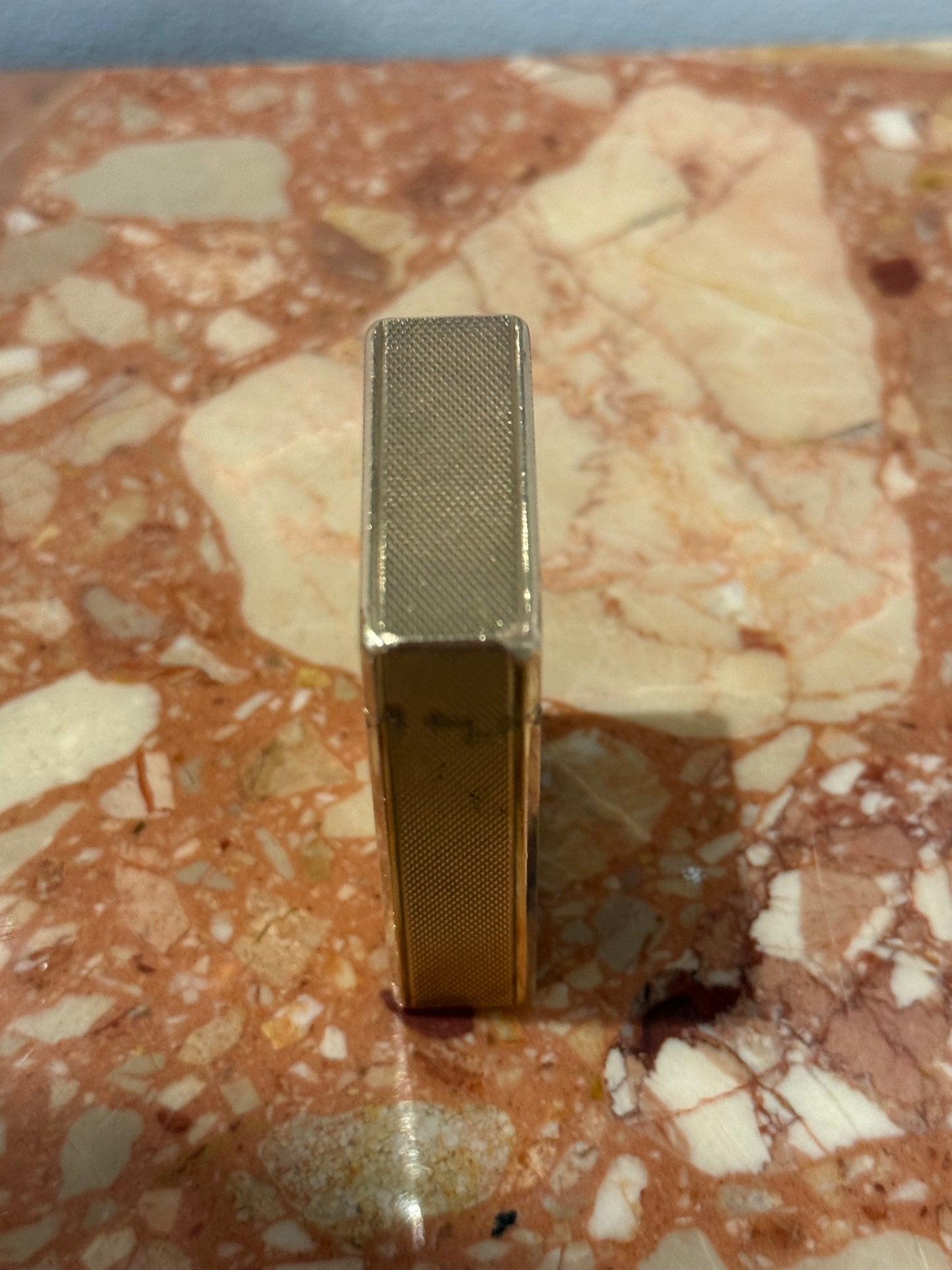 Briquet vintage S.T. Dupont Paris plaqué or 20 microns – Réf. 014AAE