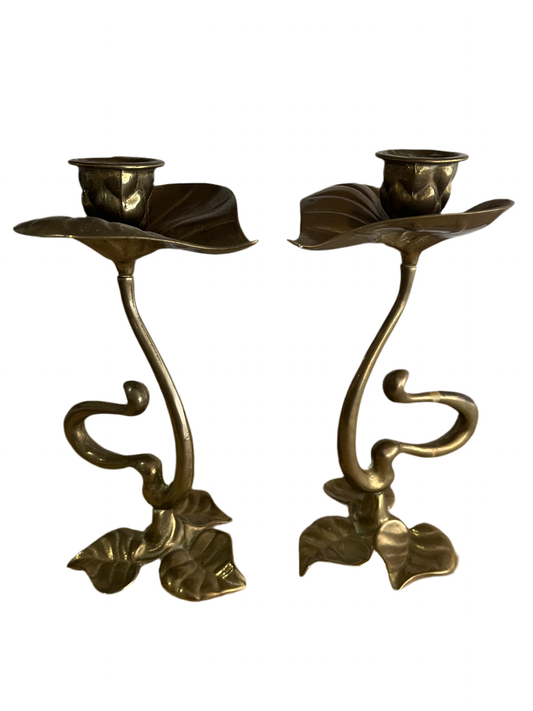 Lot 2 bougeoirs en bronze