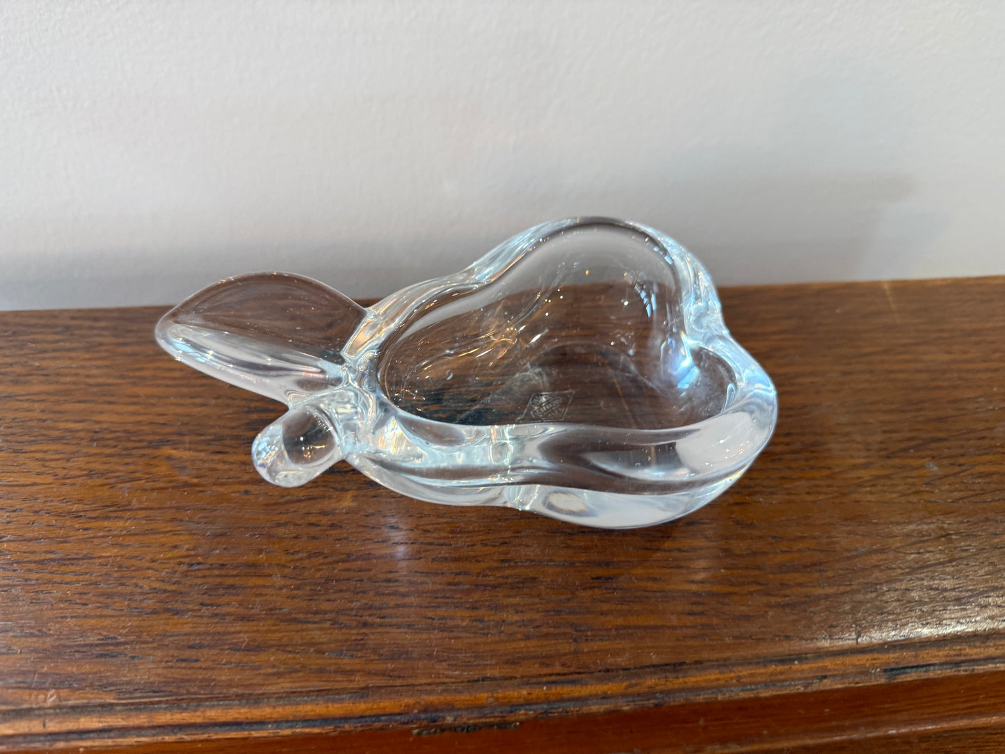 Cendrier en forme de poire – Art Vannes France – Verre moulé (14 cm)