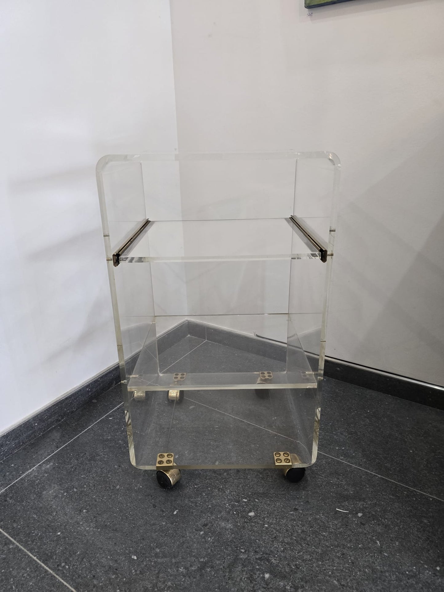 Desserte roulante en plexiglas – Marais International – années 1970-1980