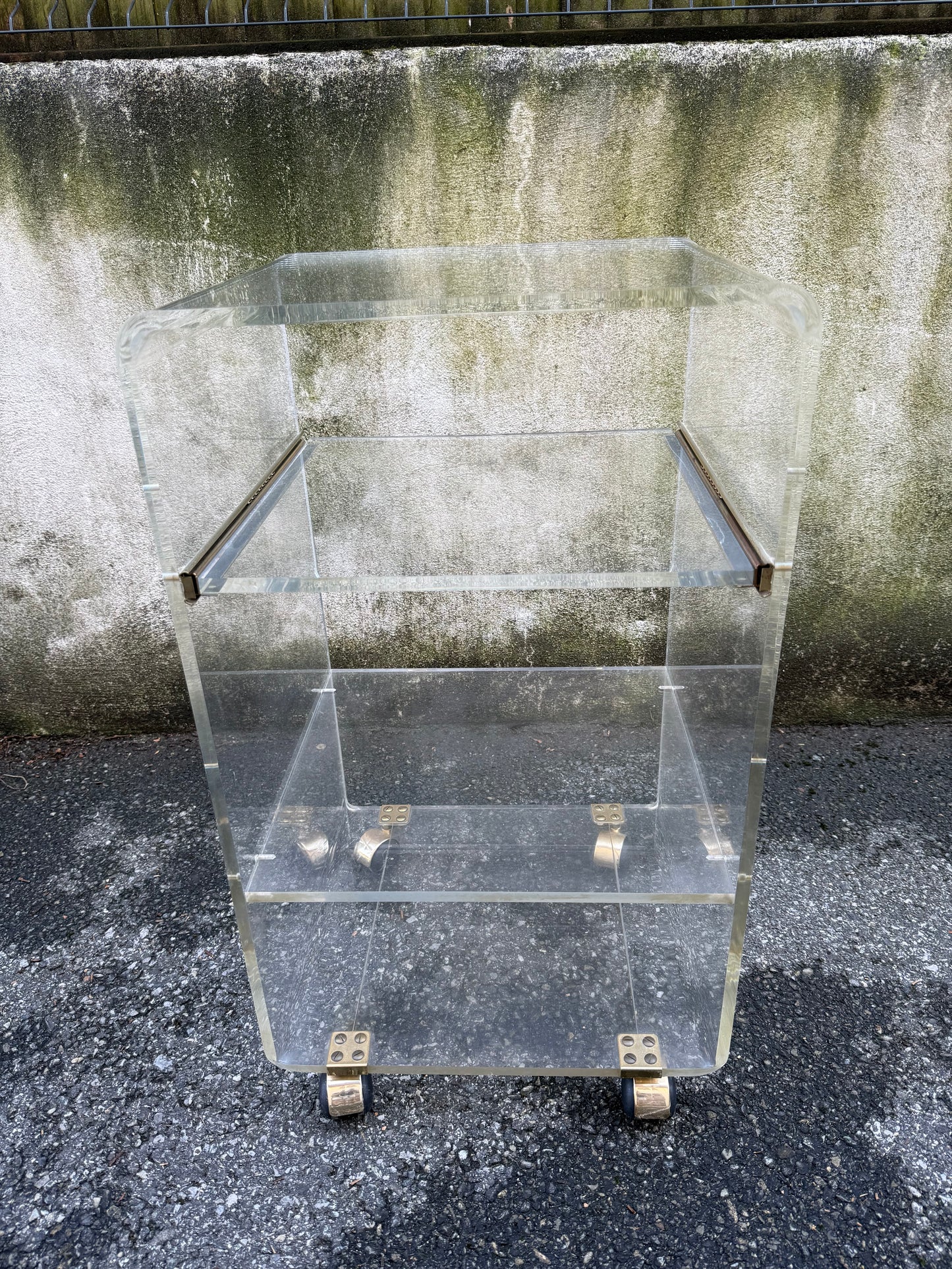 Desserte roulante en plexiglas – Marais International – années 1970-1980
