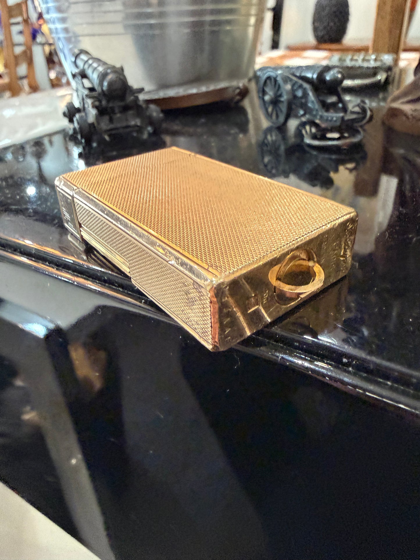 Briquet vintage S.T. Dupont Paris plaqué or 20 microns – Réf. 014AAE