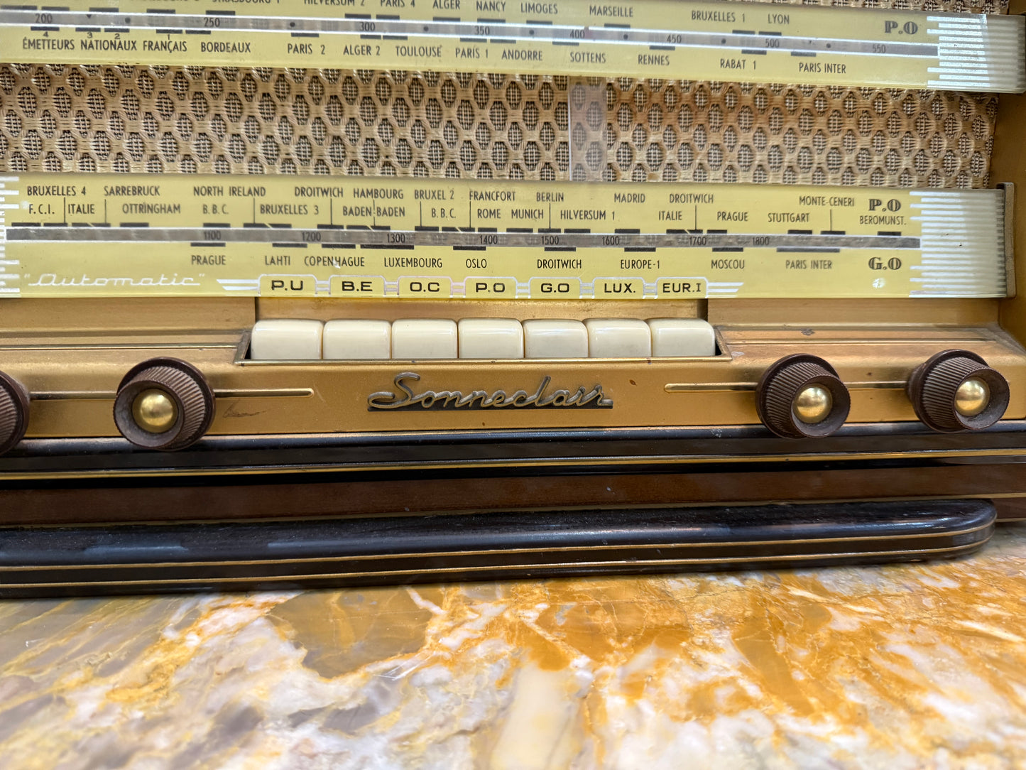 Radio TSF vintage SONNECLAIR à lampes – Multibandes – France – Années 1950