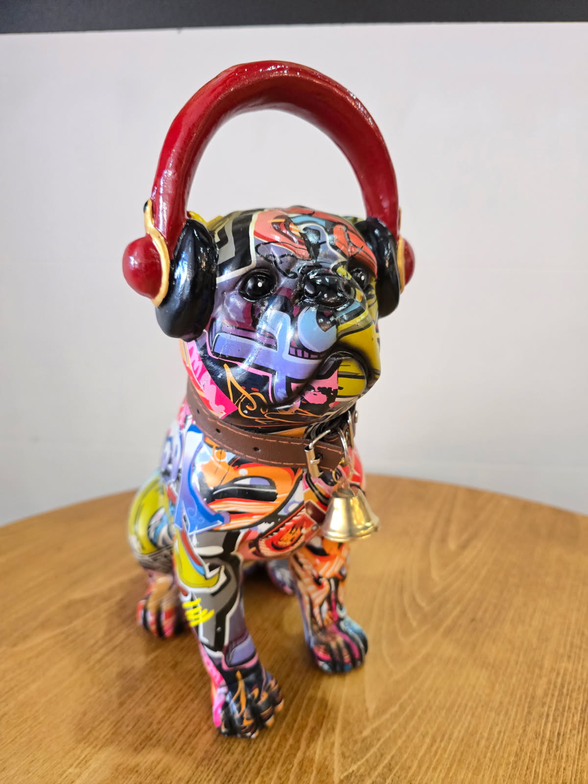 Bull dog street art