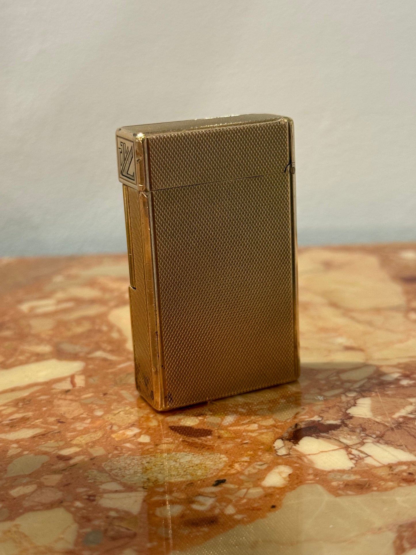 Briquet vintage S.T. Dupont Paris plaqué or 20 microns – Réf. 014AAE