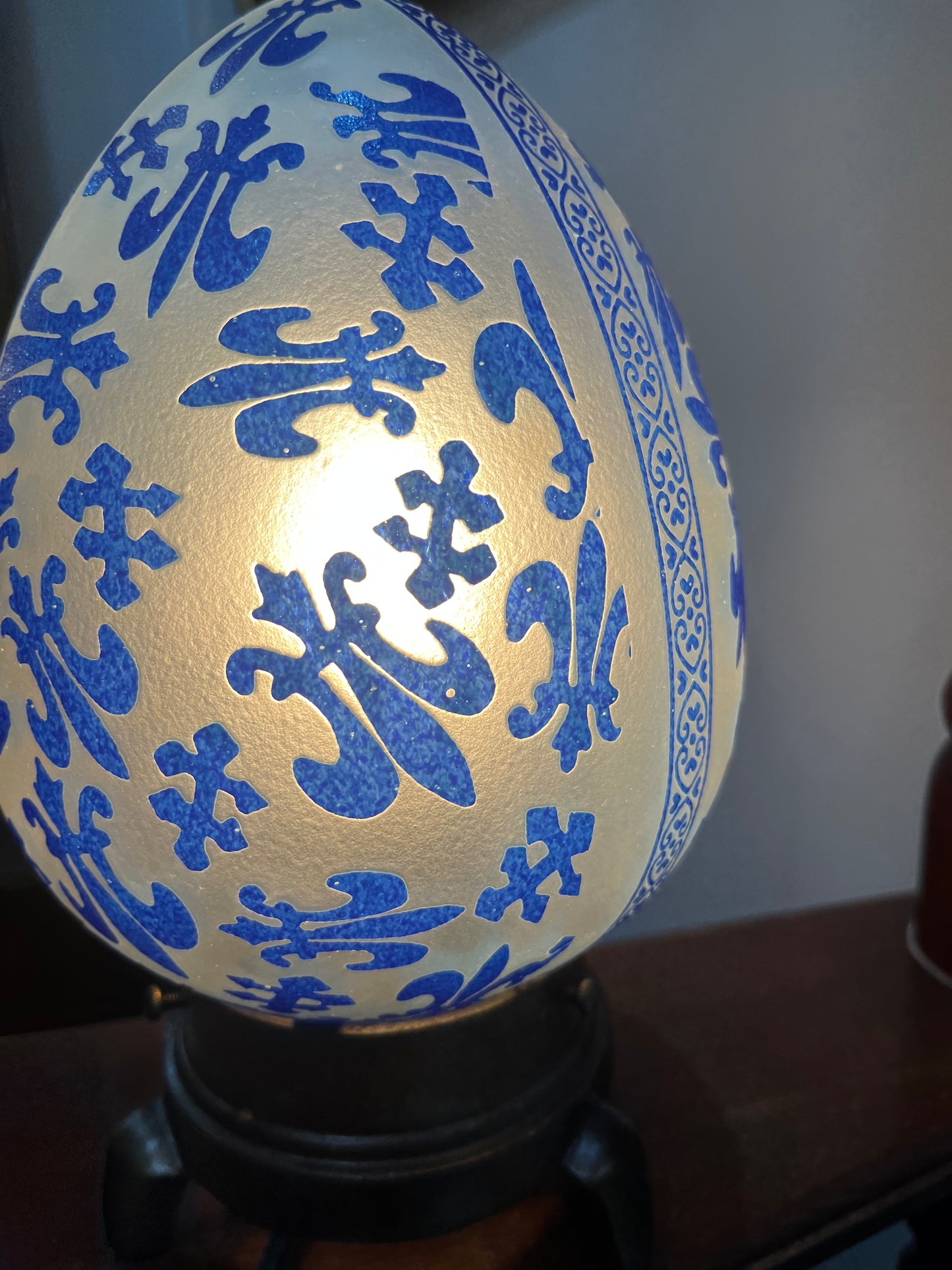 Lampe globe en verre forme œuf