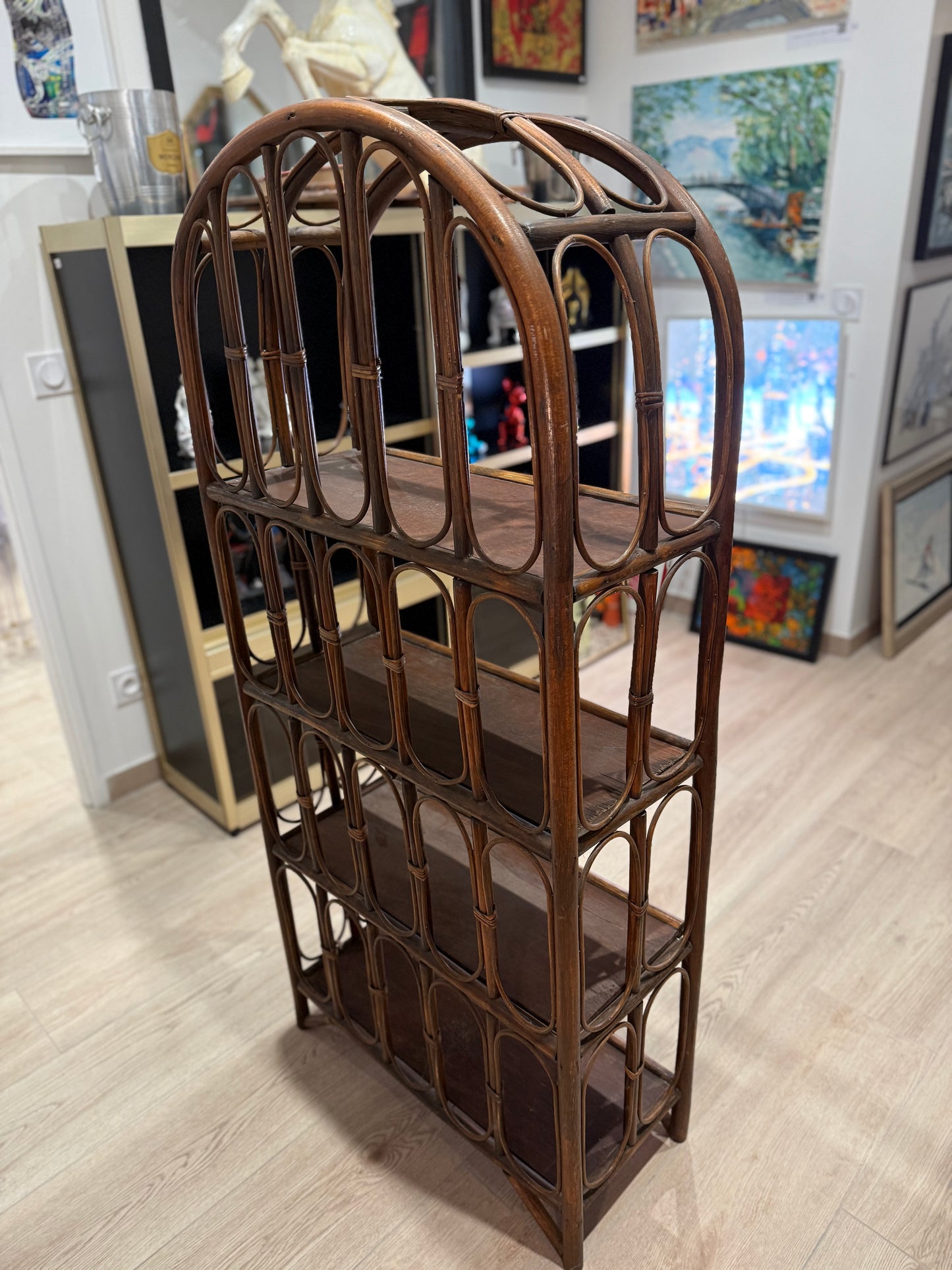 Étagère vintage en rotin - 4 niveaux - Made in Sri Lanka