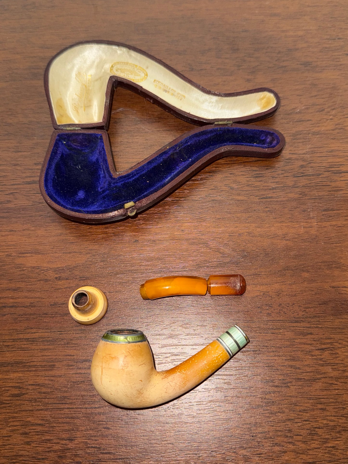 Pipe en Écume de Mer Sculptée - Étui d’Origine - J. Sommer à Paris