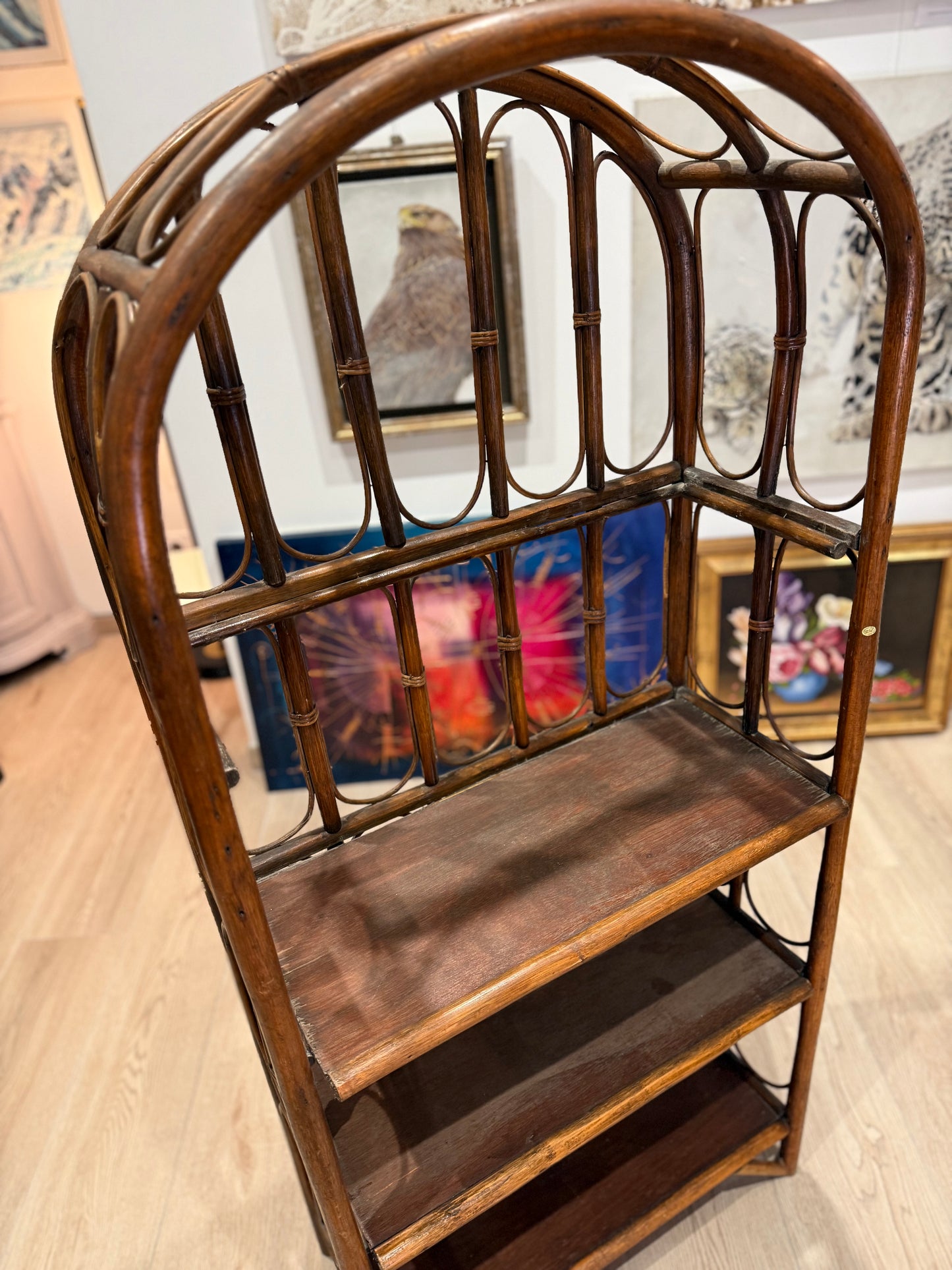 Étagère vintage en rotin - 4 niveaux - Made in Sri Lanka