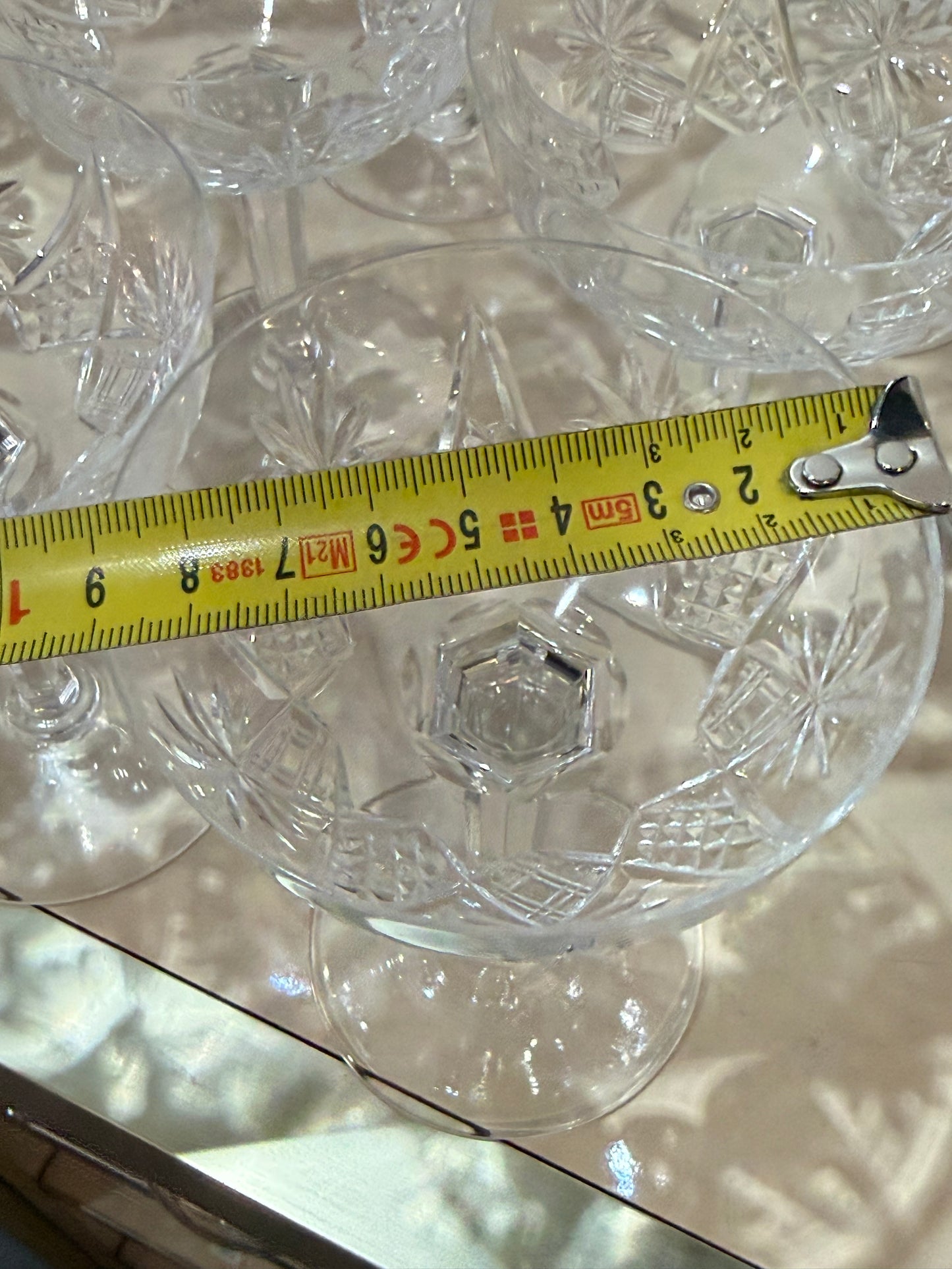 Lot de 11 Coupes à Champagne en Cristal Taillé – 12 cm