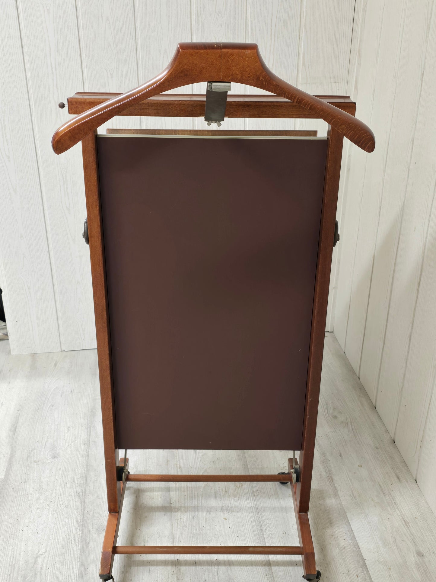 Valet de Nuit Vintage – Reguitti – Italie