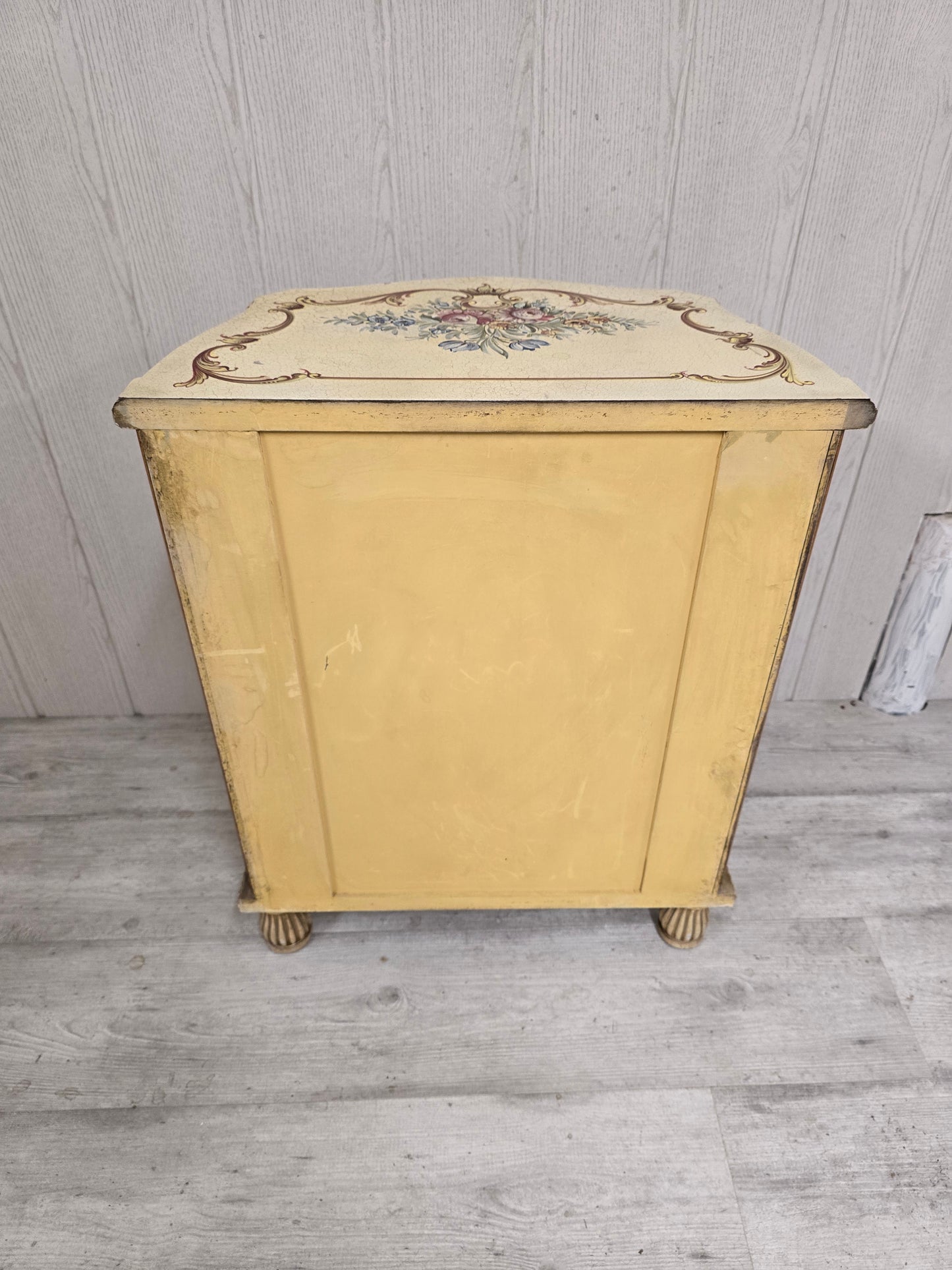 Petite chiffonnier vénitienne florale – Bois laqué & dorure – Vers 1950