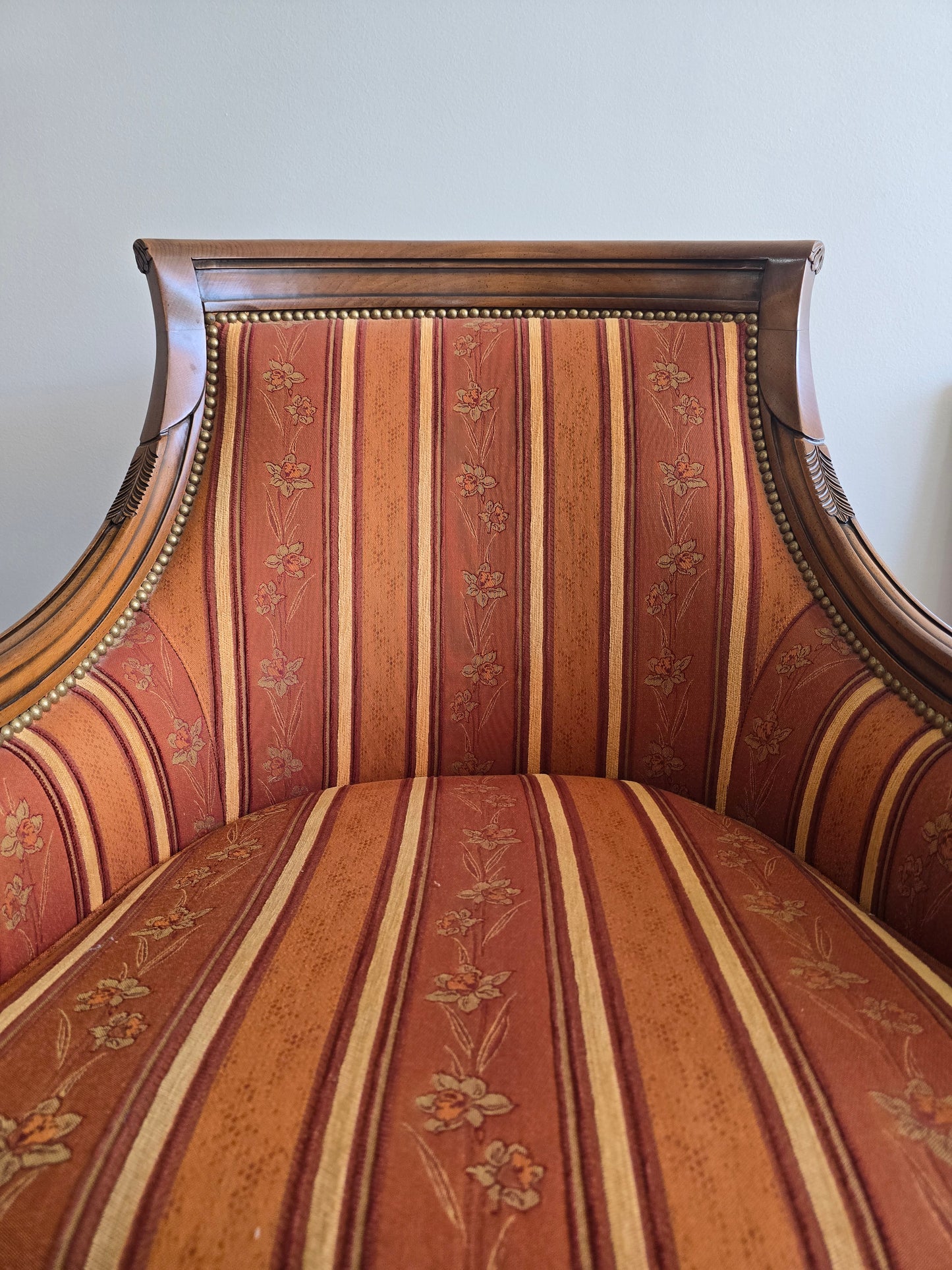 Paire de fauteuils bergères de grande qualité – Manufacture SE