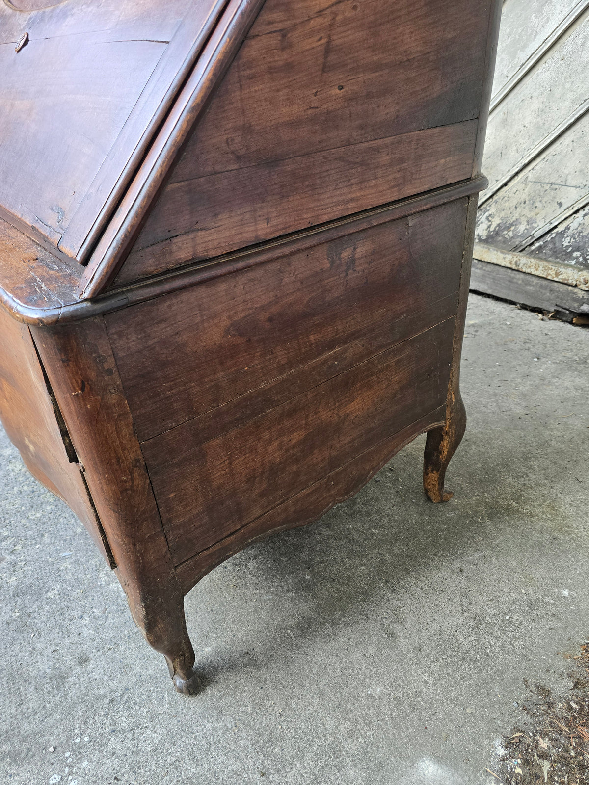 Bureau de pente secrétaire ancien d’époque Louis XV – XVIIIe