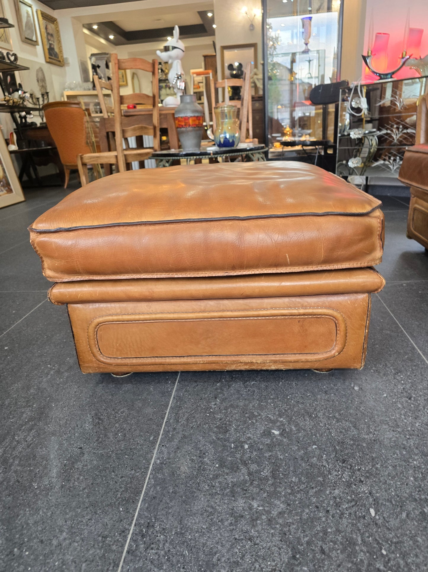 Salon Roche Bobois vintage années 80 – Cuir de buffle cognac – 2 canapés + pouf