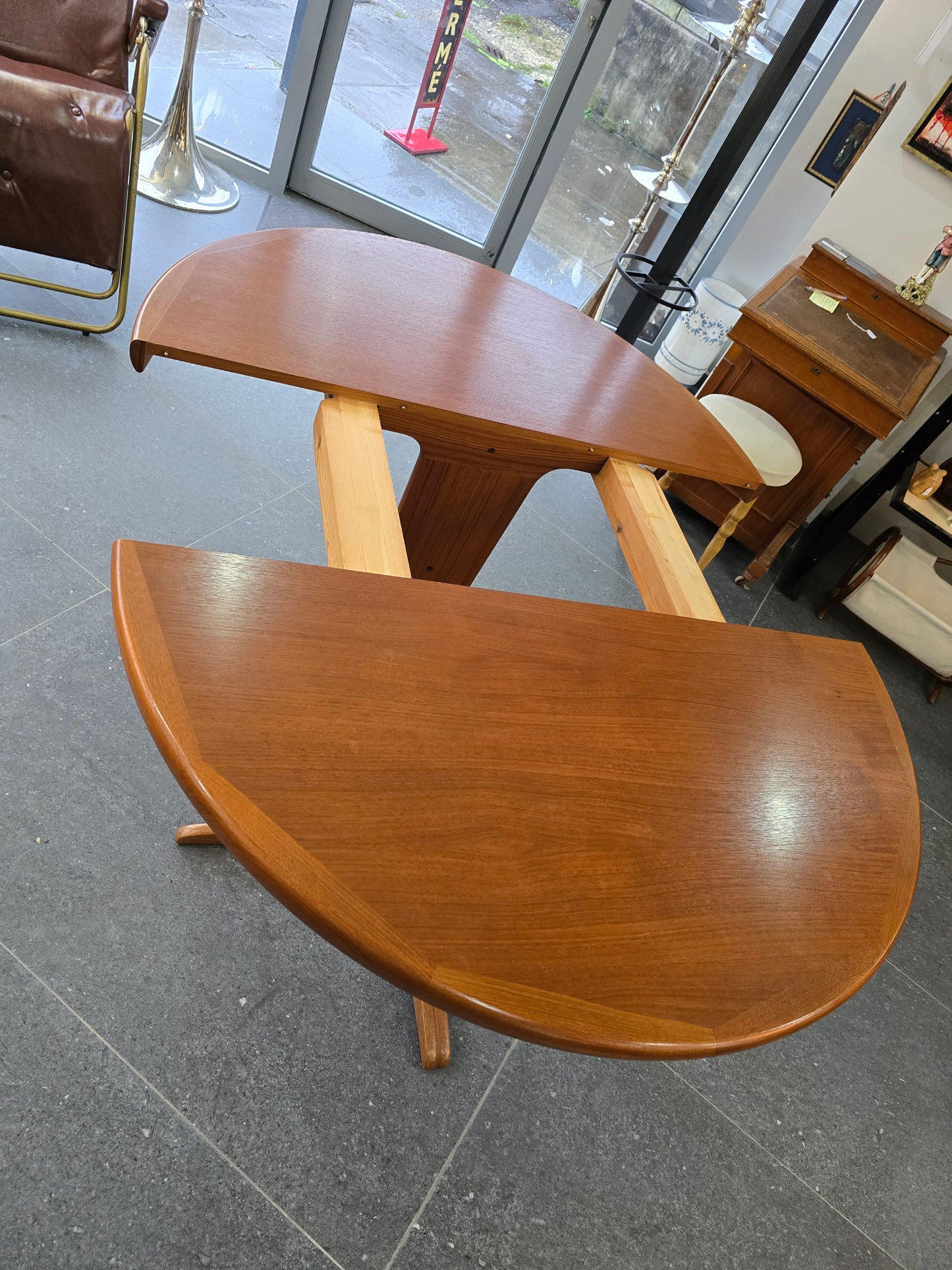 Table ronde extensible en teck – Design scandinave vintage – Ø120 cm + 2 rallonges
