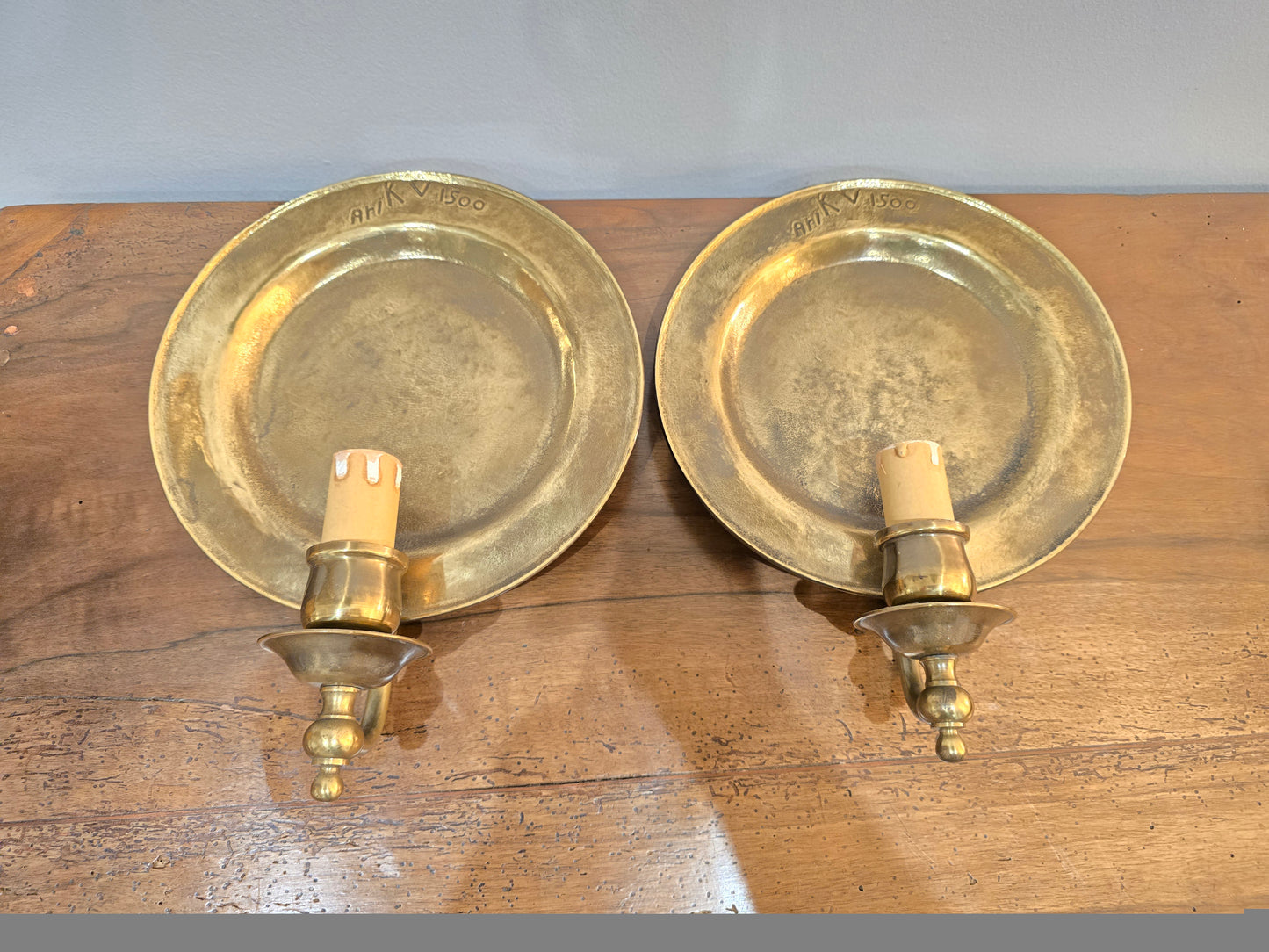 Lot de 2 appliques murales vintage Ari KV 1500 – bronze patiné – Ø 25 cm