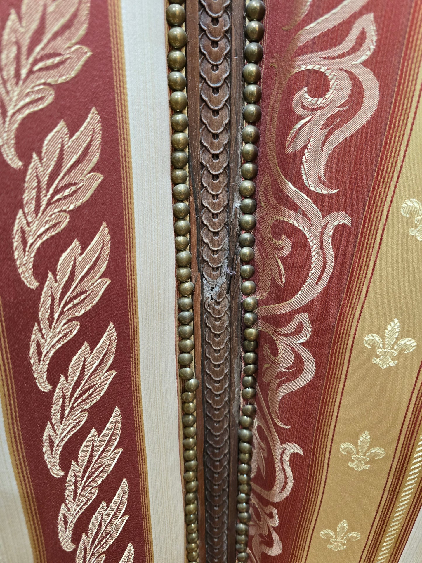 Fauteuil bergère a haut dossier style louis XVI