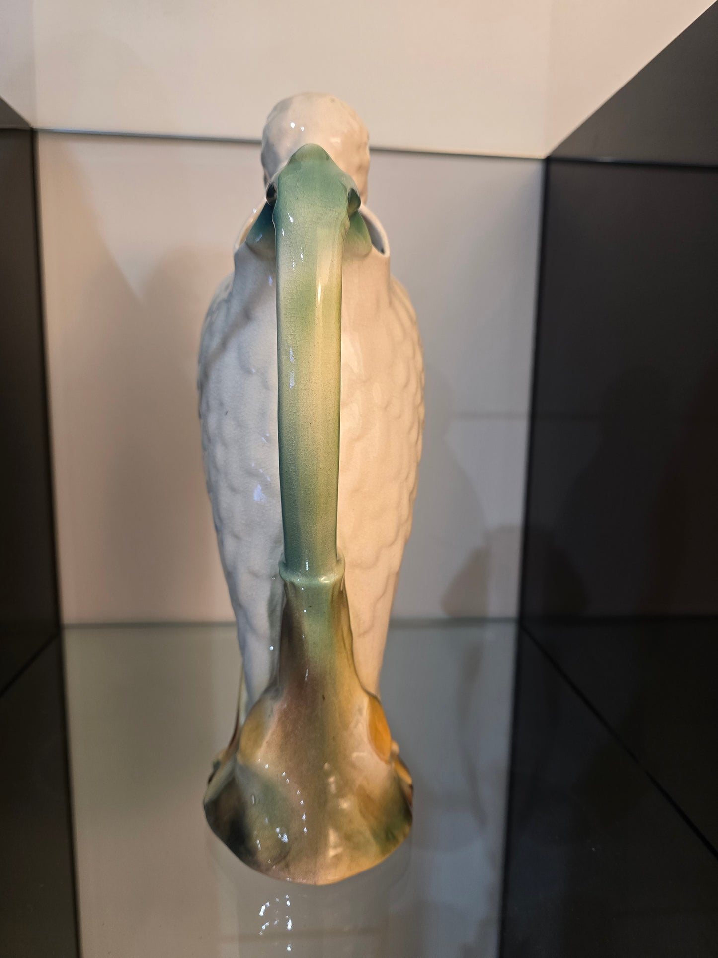 Pichet naturaliste “Marabout”
Faïencerie Keller & Guérin – Saint-Clément
Fin XIXe siècle (circa 1885-1895)