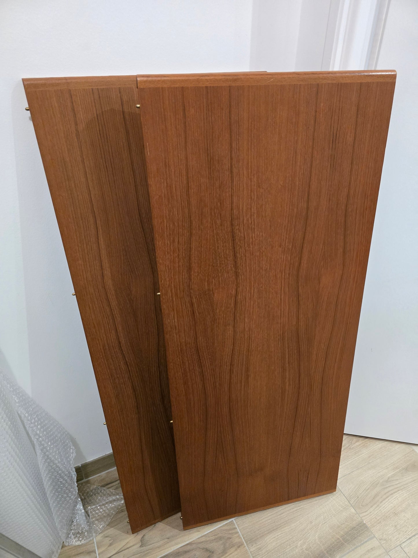 Table ronde extensible en teck – Design scandinave vintage – Ø120 cm + 2 rallonges