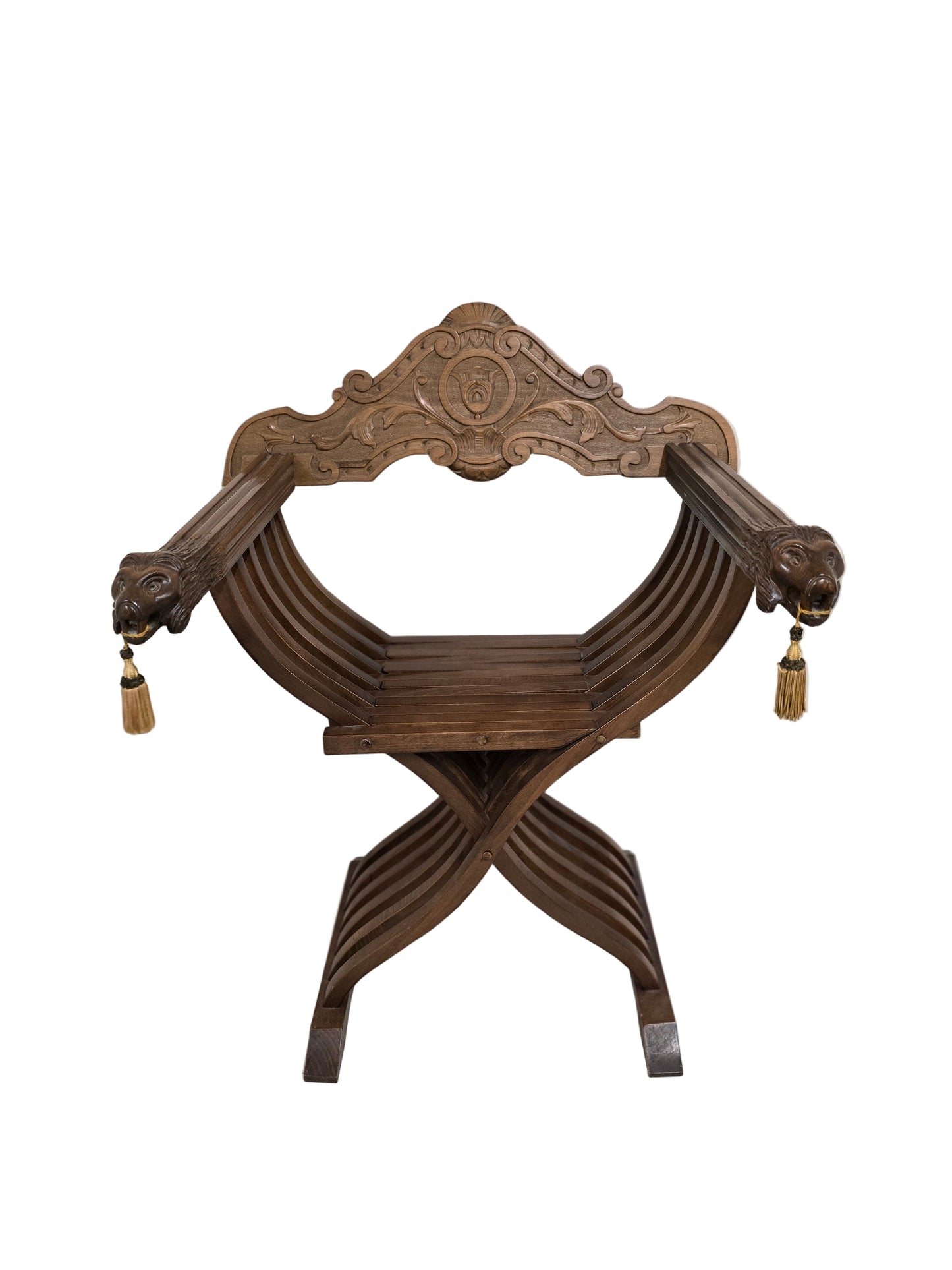 Fauteuil Savonarola décoratif – Bois sculpté – Têtes de lion – Style Renaissance