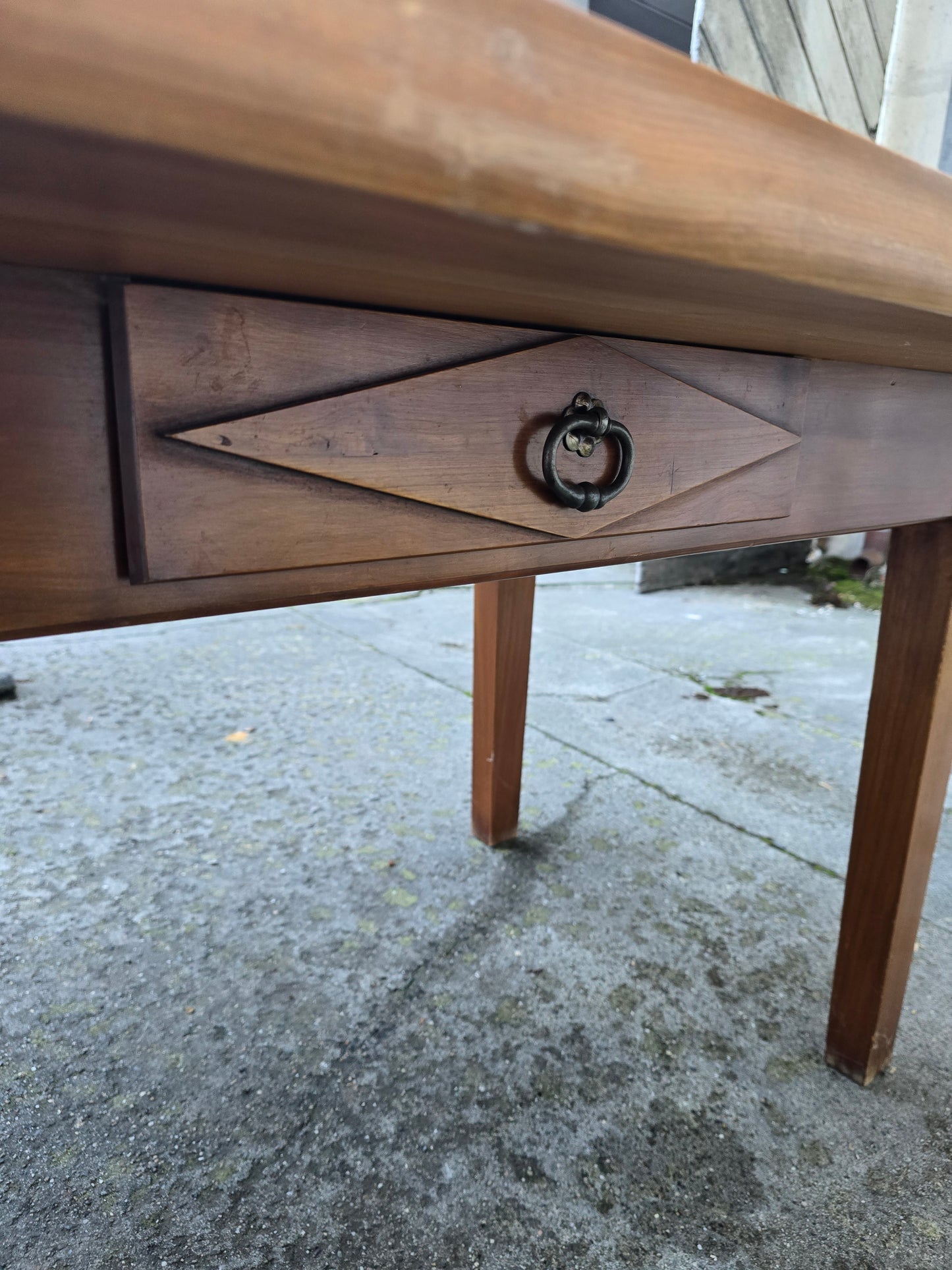 Grande table de salle a manger en bois massif- 2m50