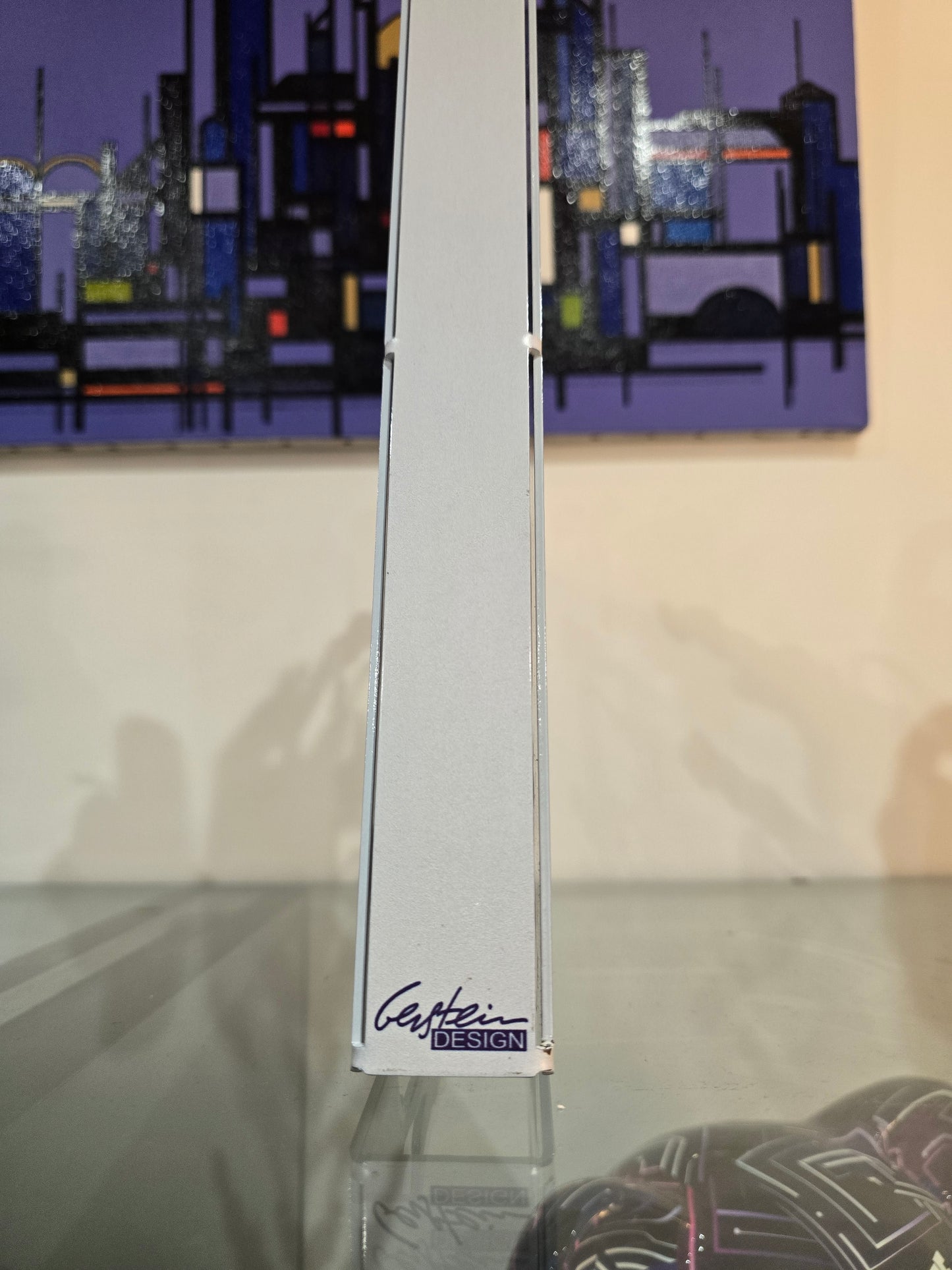 Sculpture David Gerstein “TLV Promenade” – métal découpé coloré