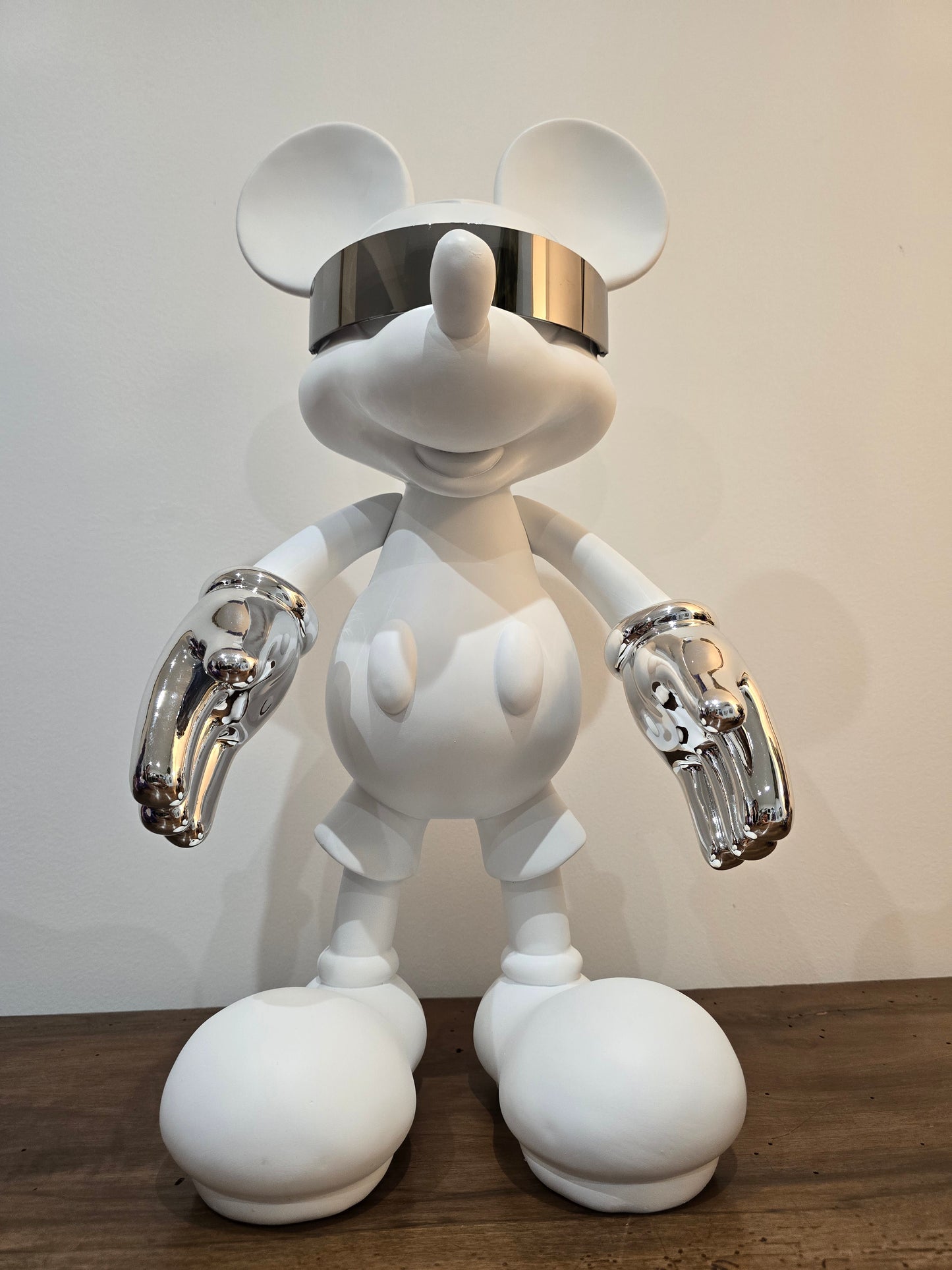 Mickey Cyber Punk 56 cm – Atelier Home