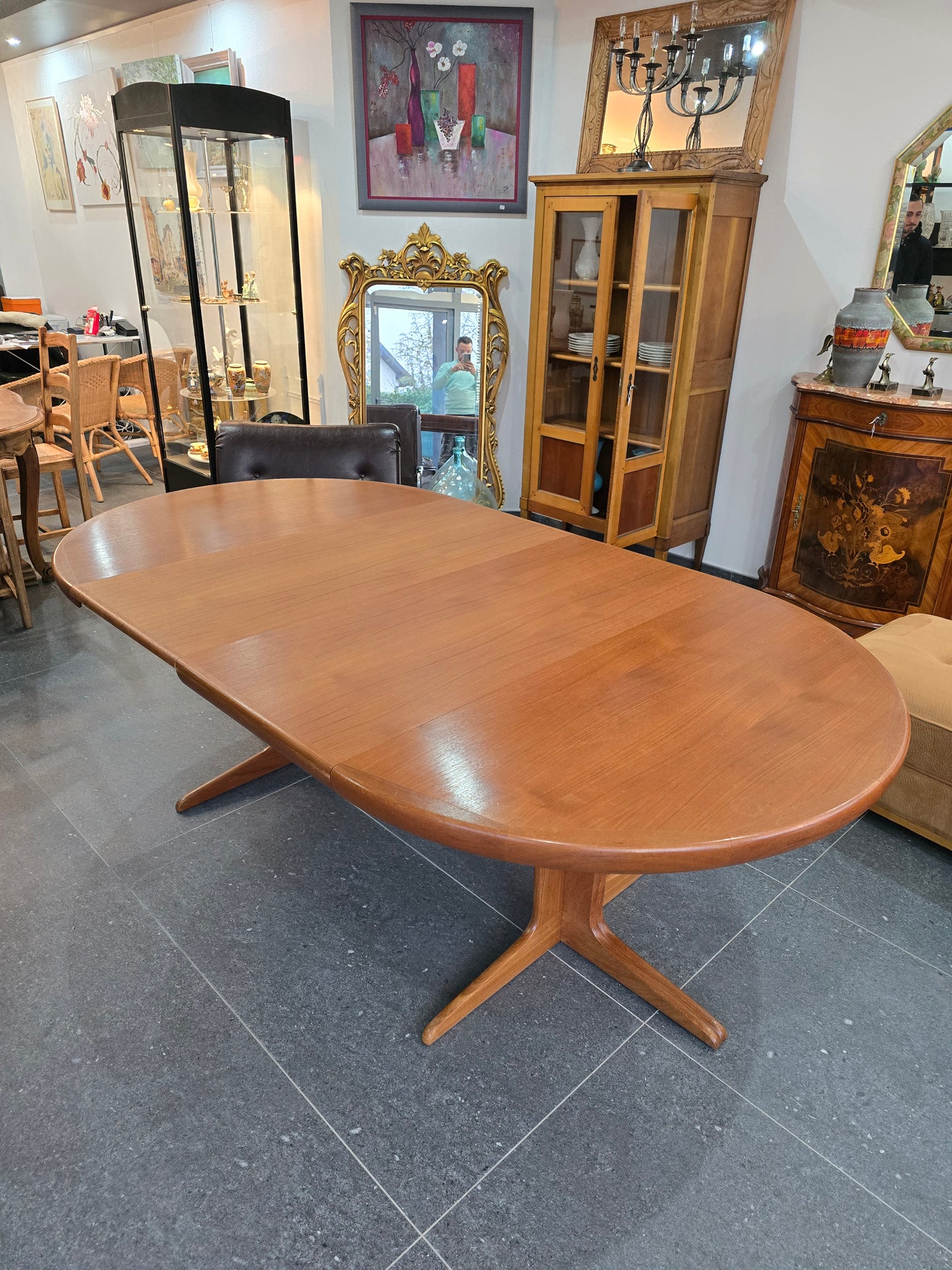 Table ronde extensible en teck – Design scandinave vintage – Ø120 cm + 2 rallonges