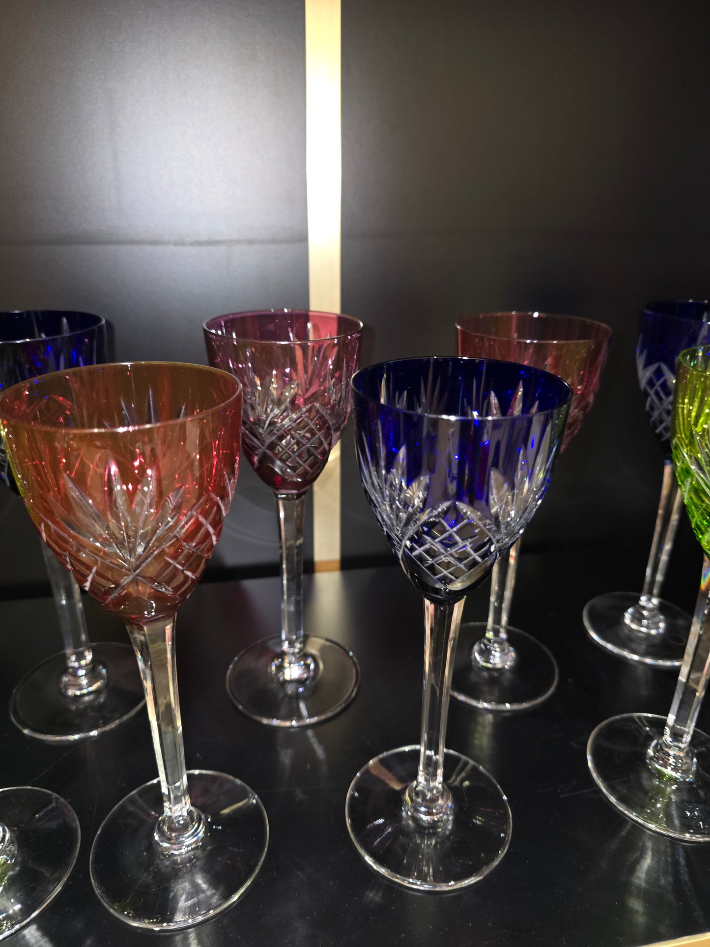 12 coupes / verres colorés Saint-Louis modèle Chantilly