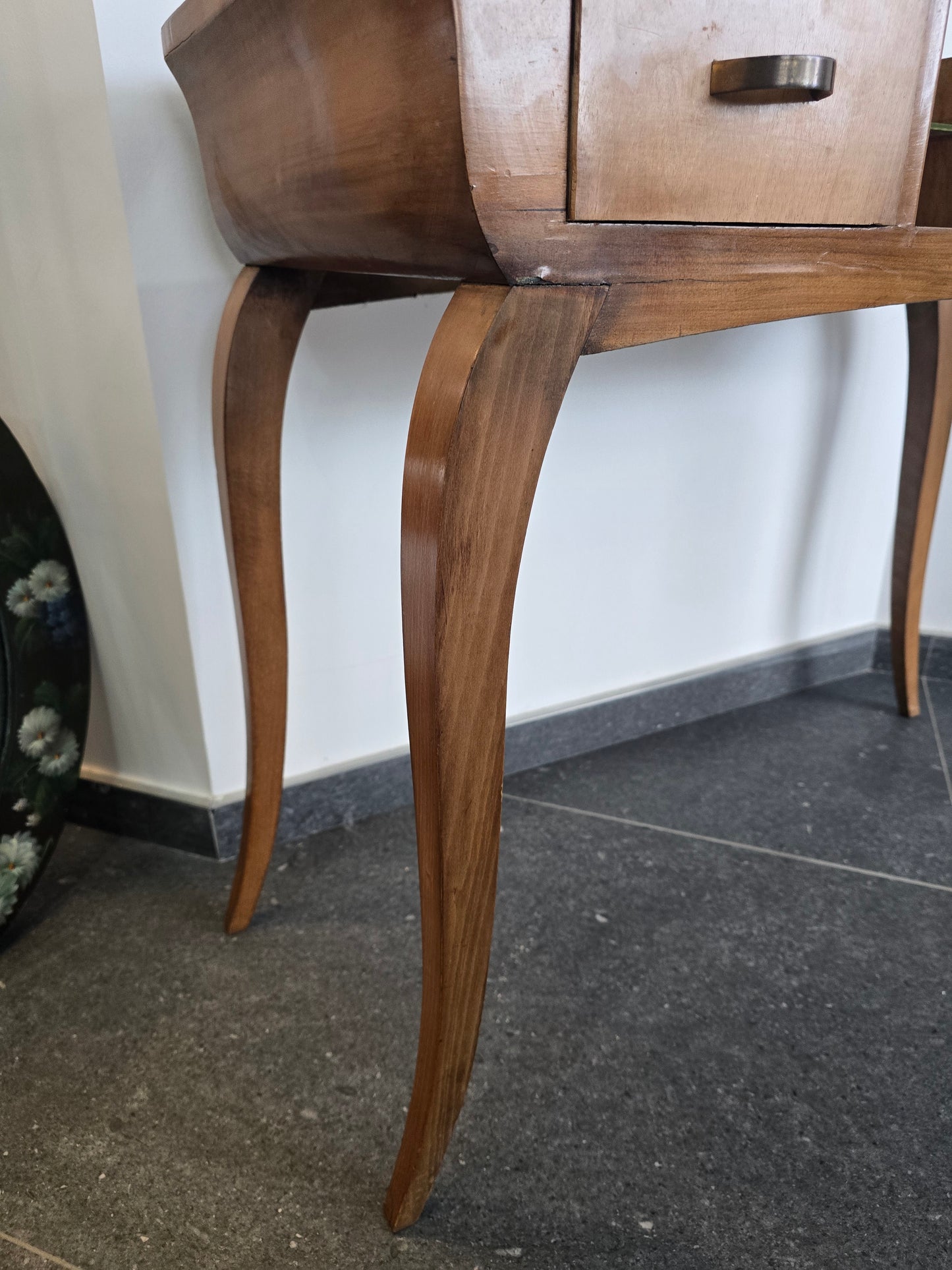 Coiffeuse vintage en bois avec miroir – style années 1950