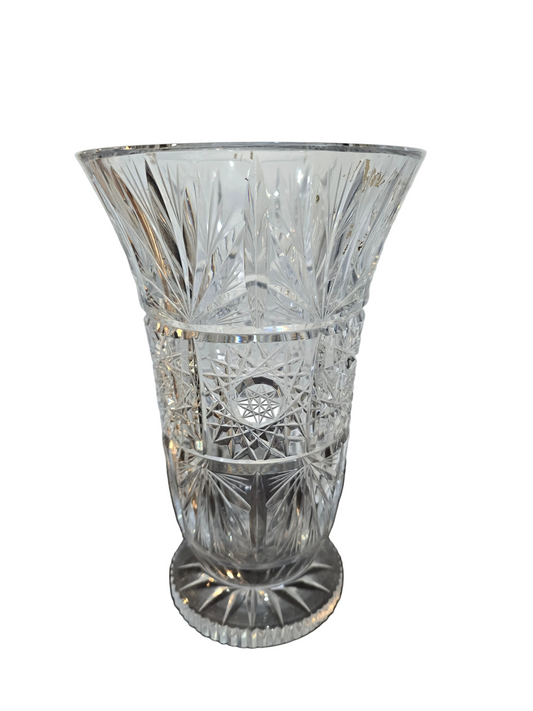Vase en cristal taillé – Décor géométrique – XXe siècle