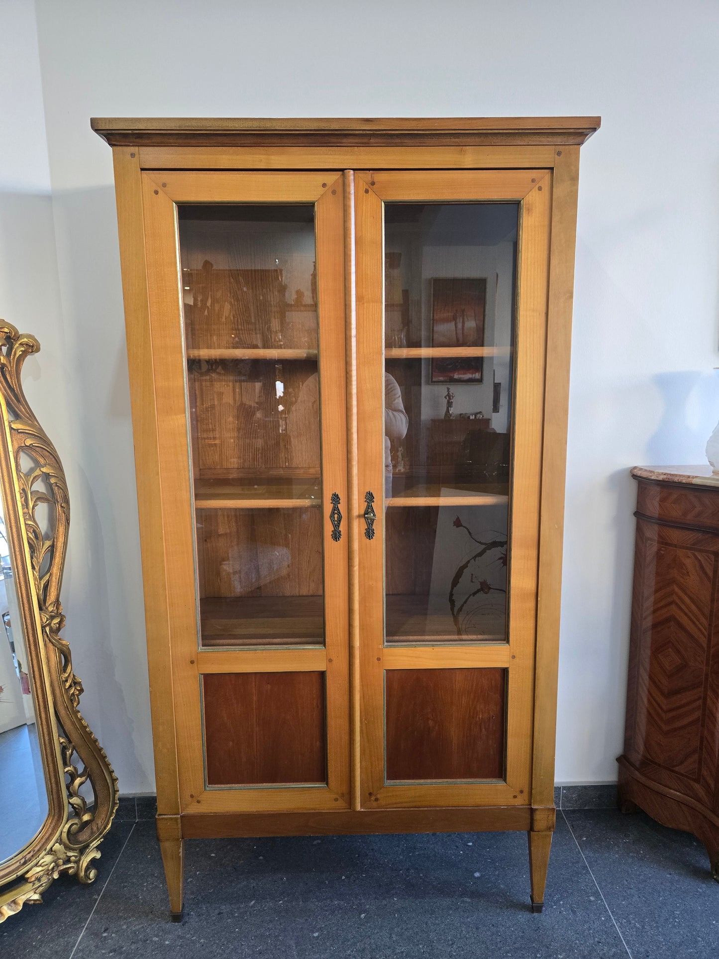 Vitrine / Bibliothèque vintage bois et verre