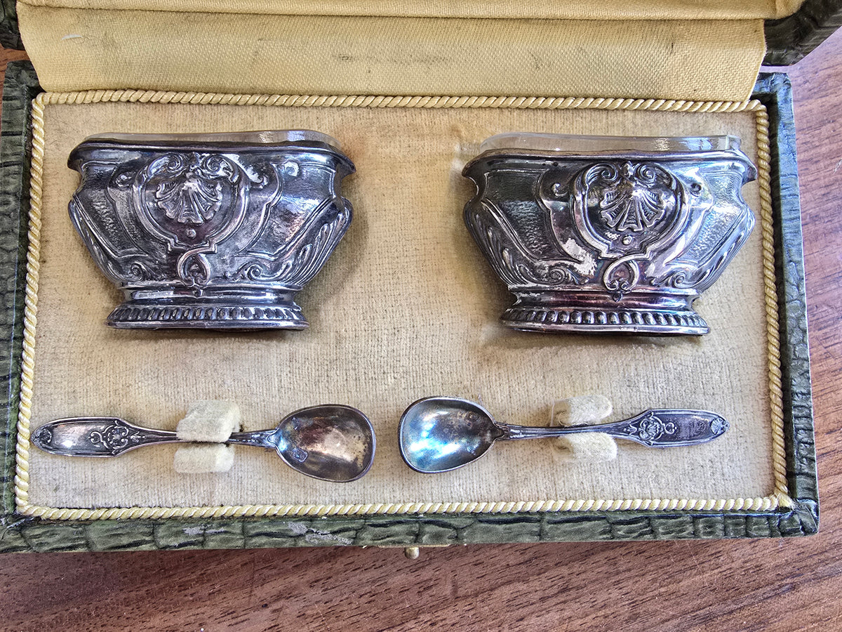 Paire de salerons en argent massif et cristal – écrin Perrusset, Nancy