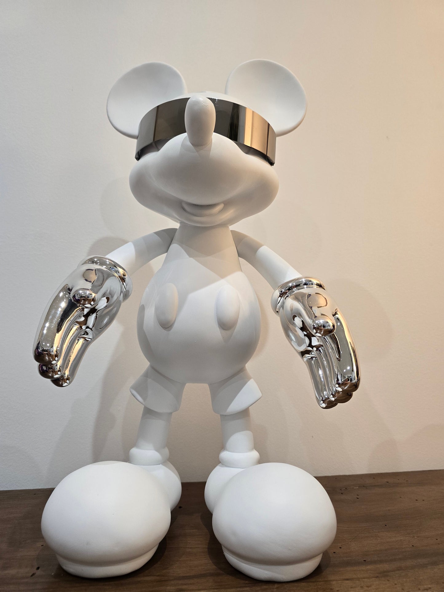 Mickey Cyber Punk 56 cm – Atelier Home