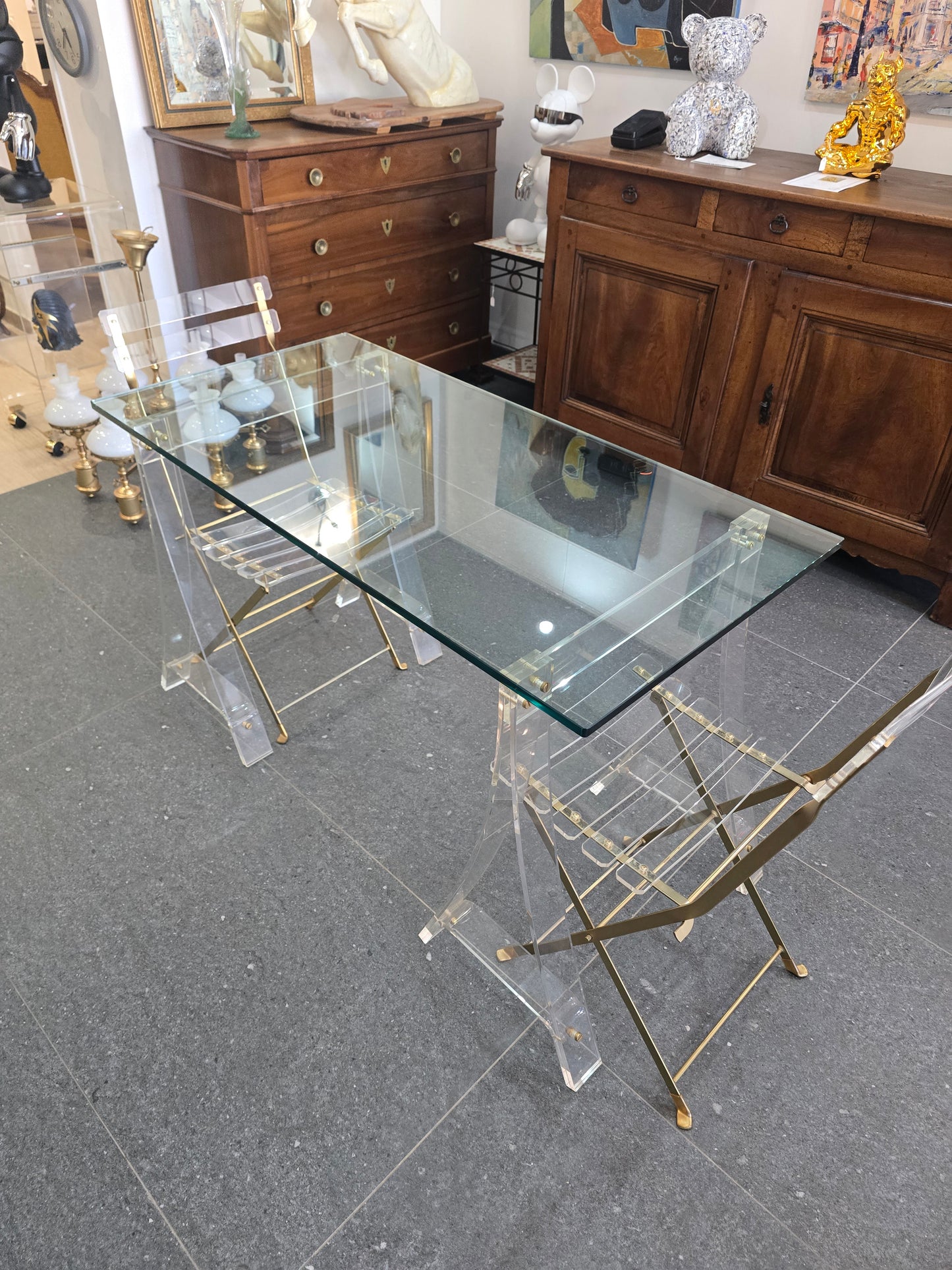 Marais International – Table & 2 chaises « Les Invisibles de Marais »