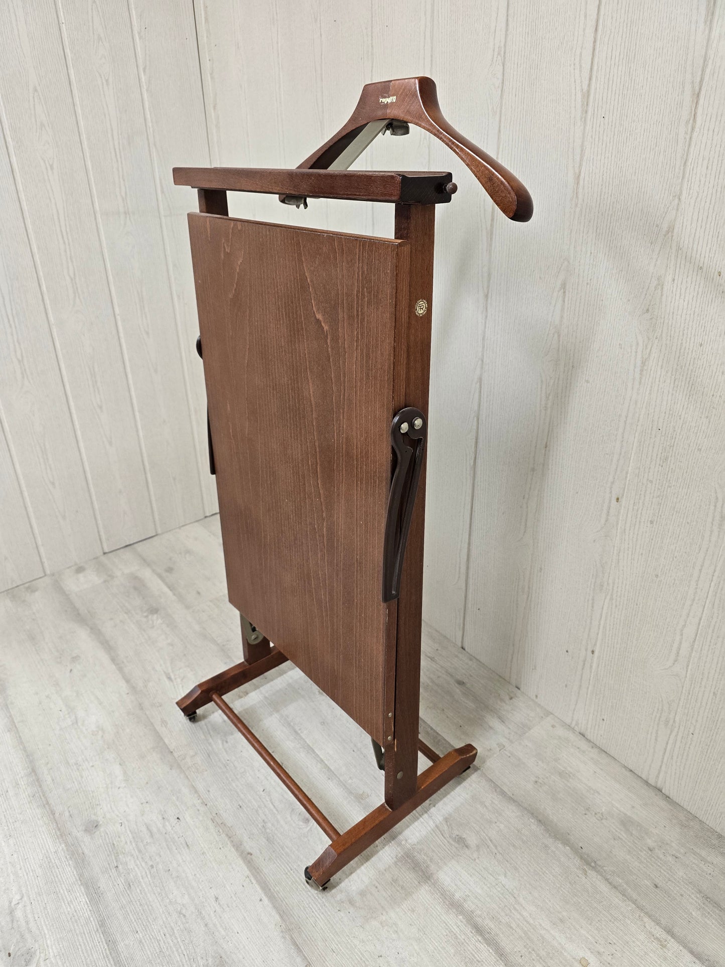 Valet de Nuit Vintage – Reguitti – Italie