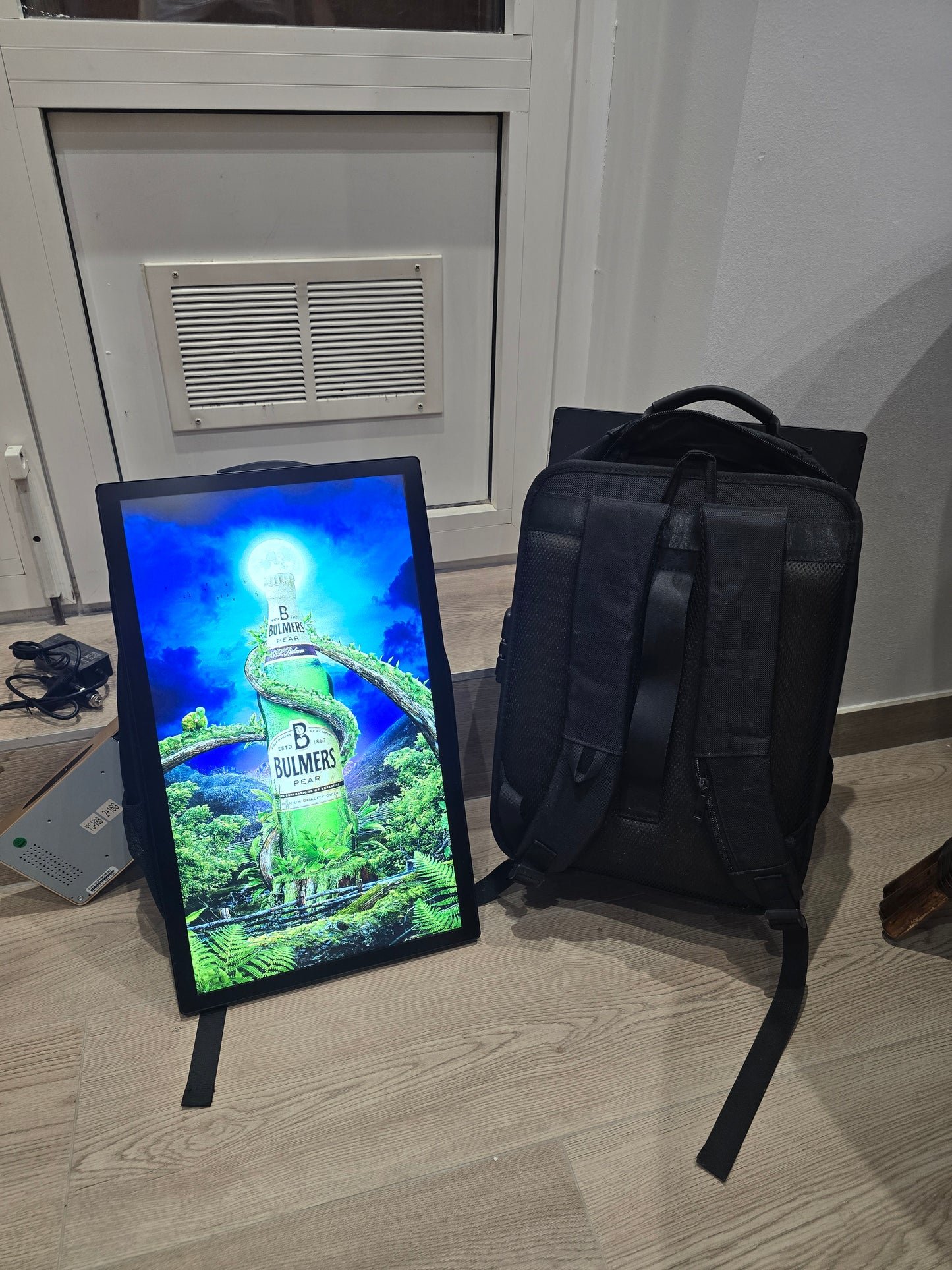 2 Sac à dos écran publicitaire numérique – Écran HD4k Android 22" – Complet