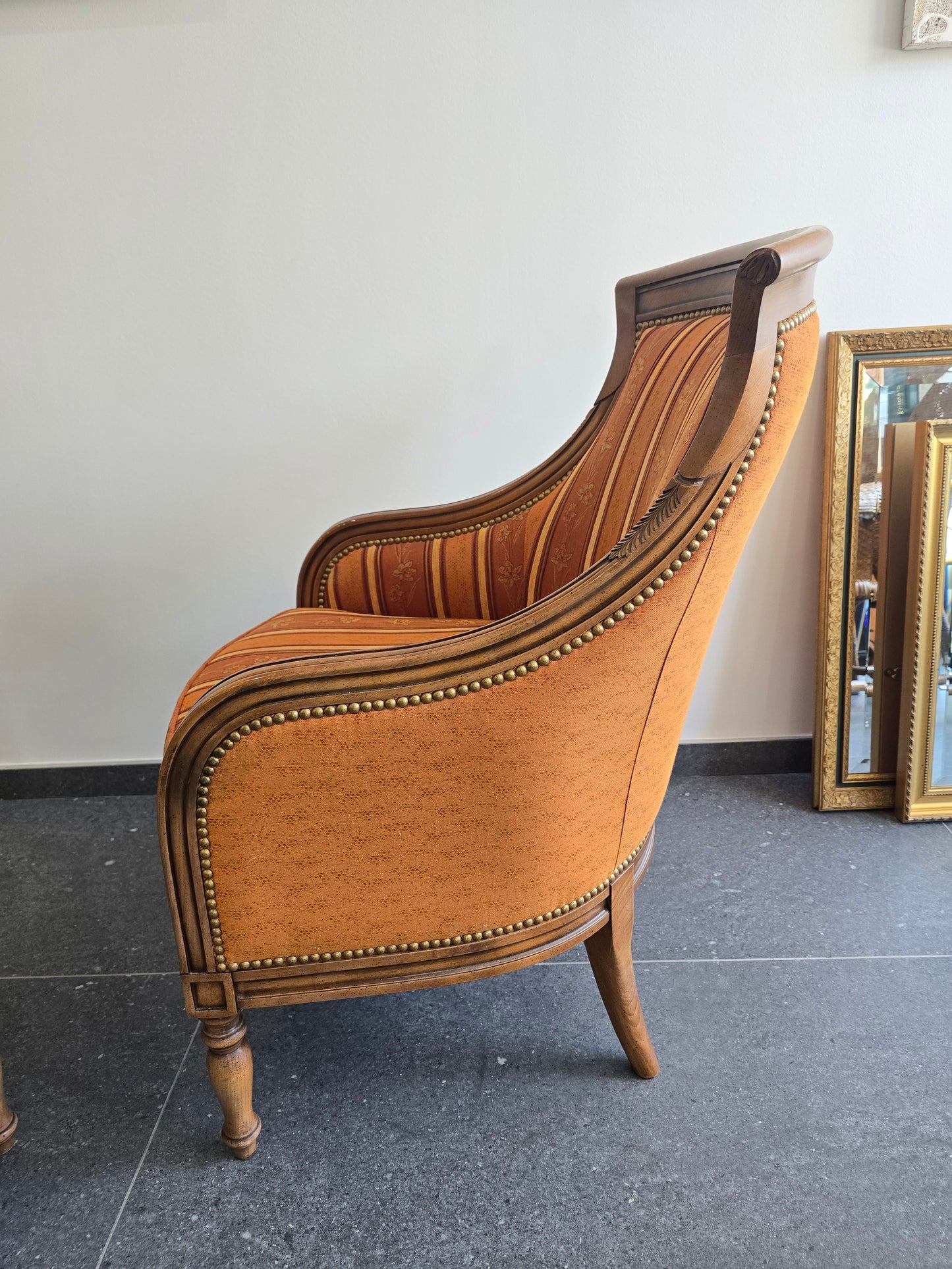 Paire de fauteuils bergères de grande qualité – Manufacture SE