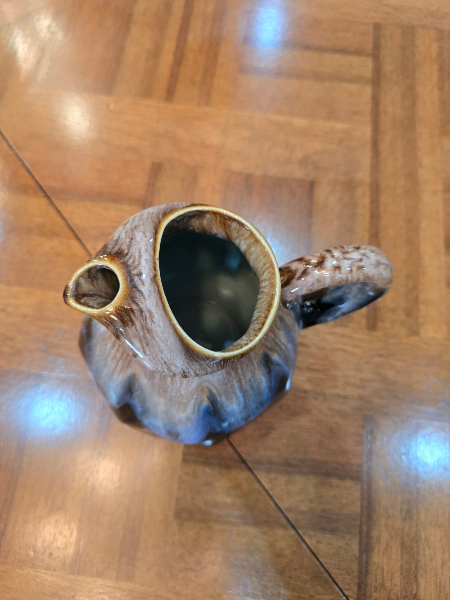 Pichet en grès émaillé à bec verseur – Céramique décorative, France, années 1970