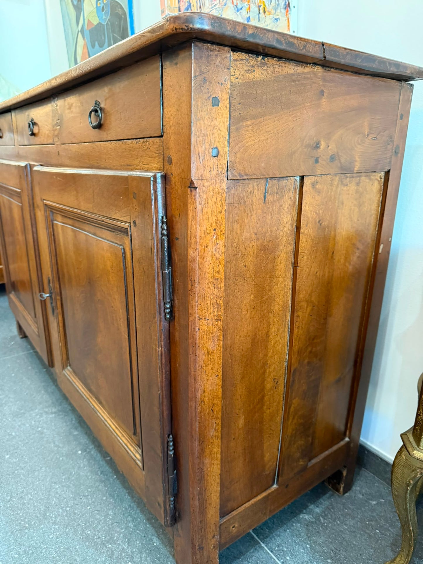 Buffet ancien XIXe siècle en noyer – 3 tiroirs