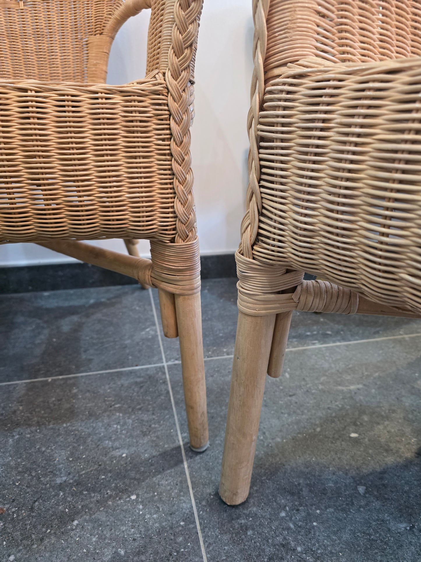 Paire de fauteuils en rotin tressé – Vintage