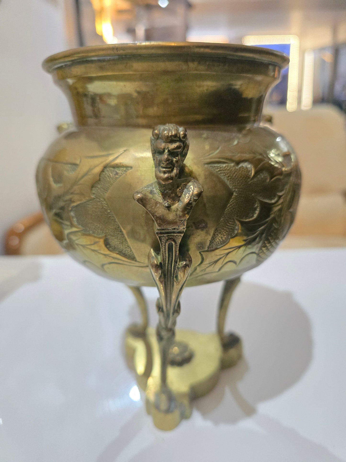 Brûle-parfum / Pot décoratif en laiton signé RAULIN – Style Art Nouveau