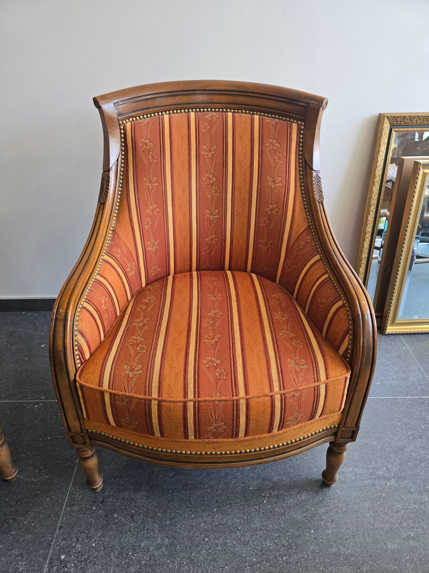 Paire de fauteuils bergères de grande qualité – Manufacture SE