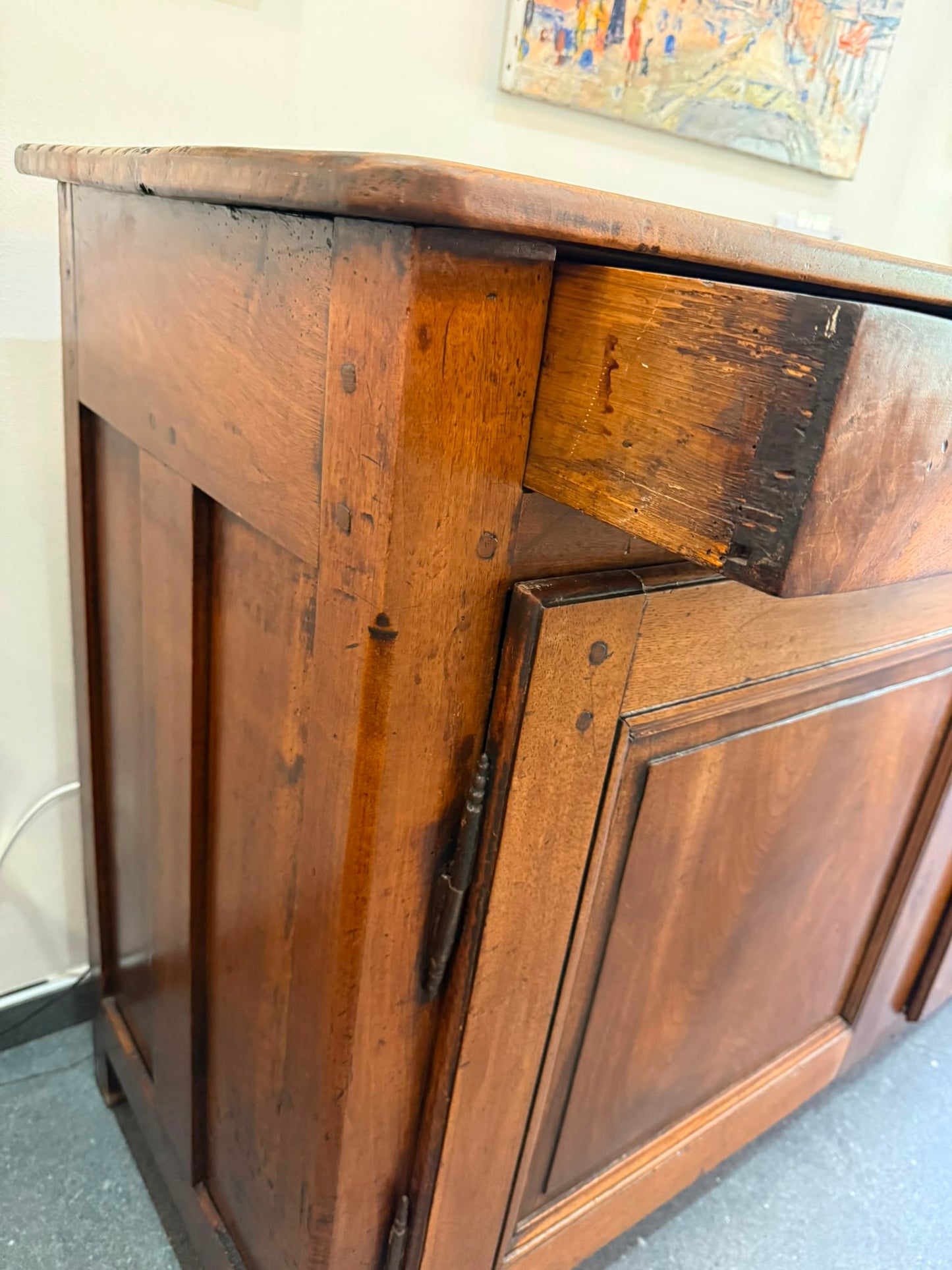 Buffet ancien XIXe siècle en noyer – 3 tiroirs