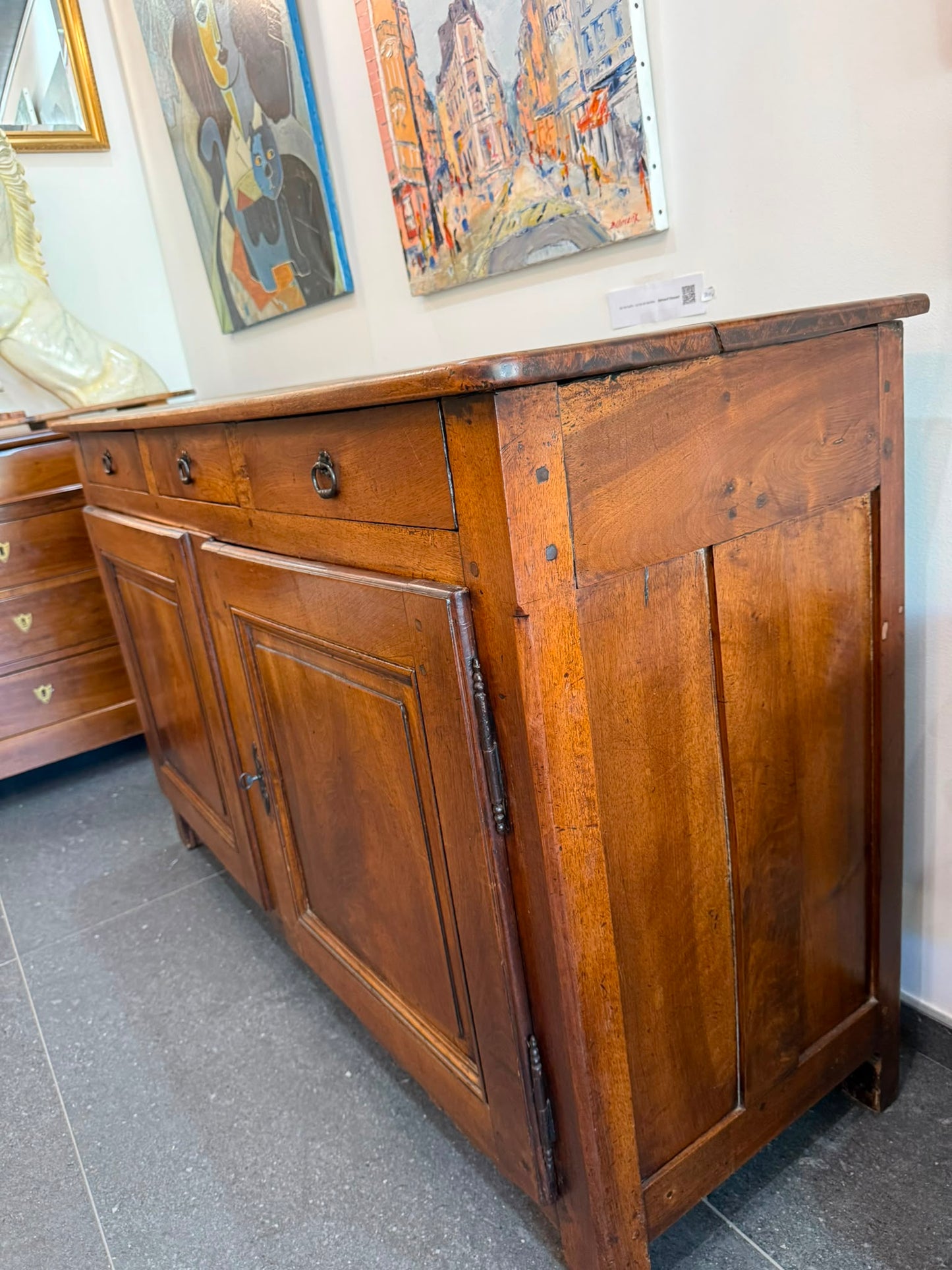 Buffet ancien XIXe siècle en noyer – 3 tiroirs