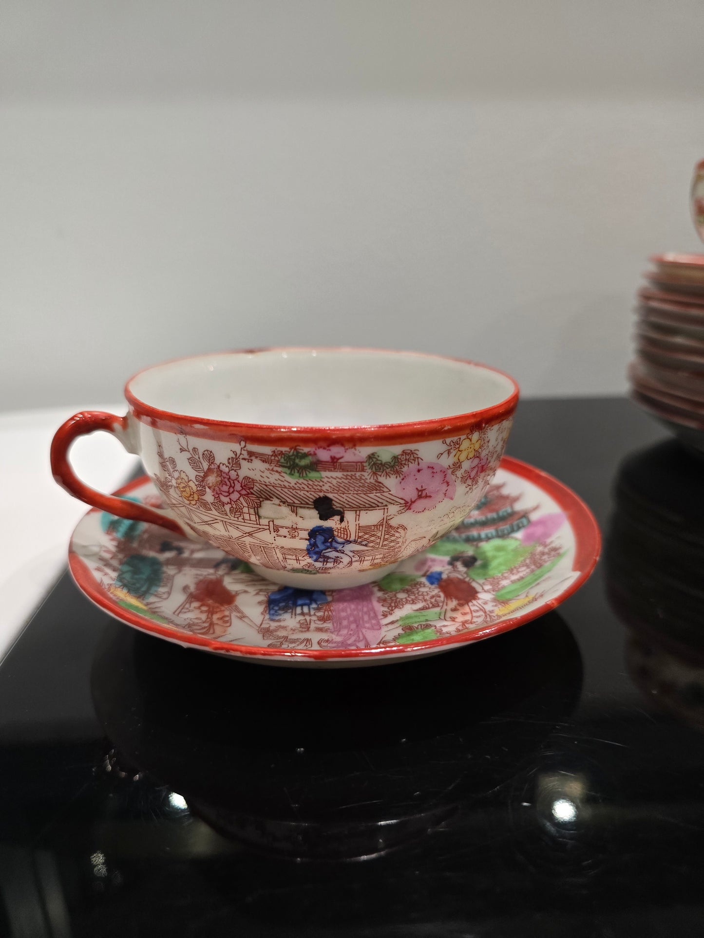 Service à thé japonais Satsuma – Décor scènes traditionnelles – XXe siècle