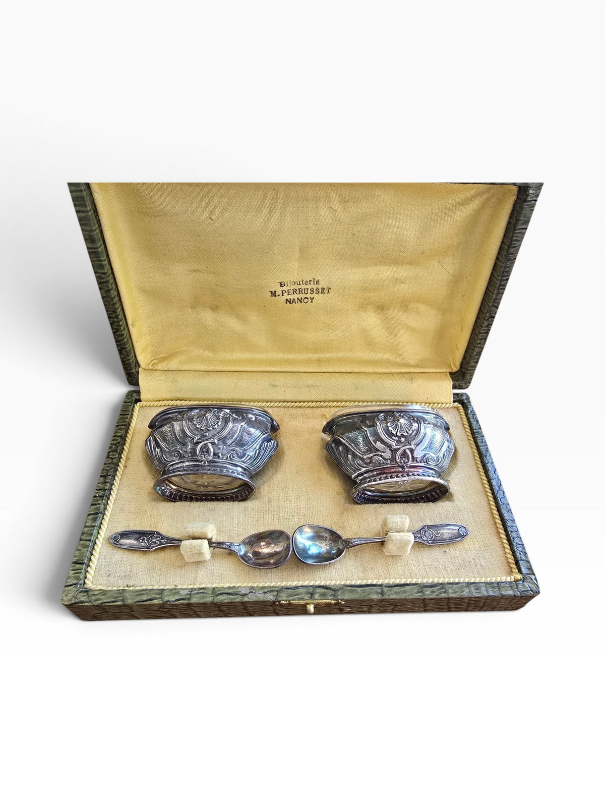 Paire de salerons en argent massif et cristal – écrin Perrusset, Nancy